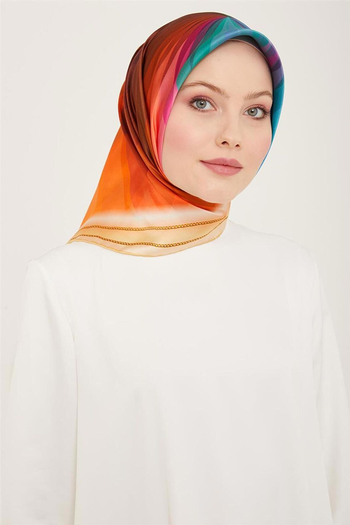 03 Eşarp