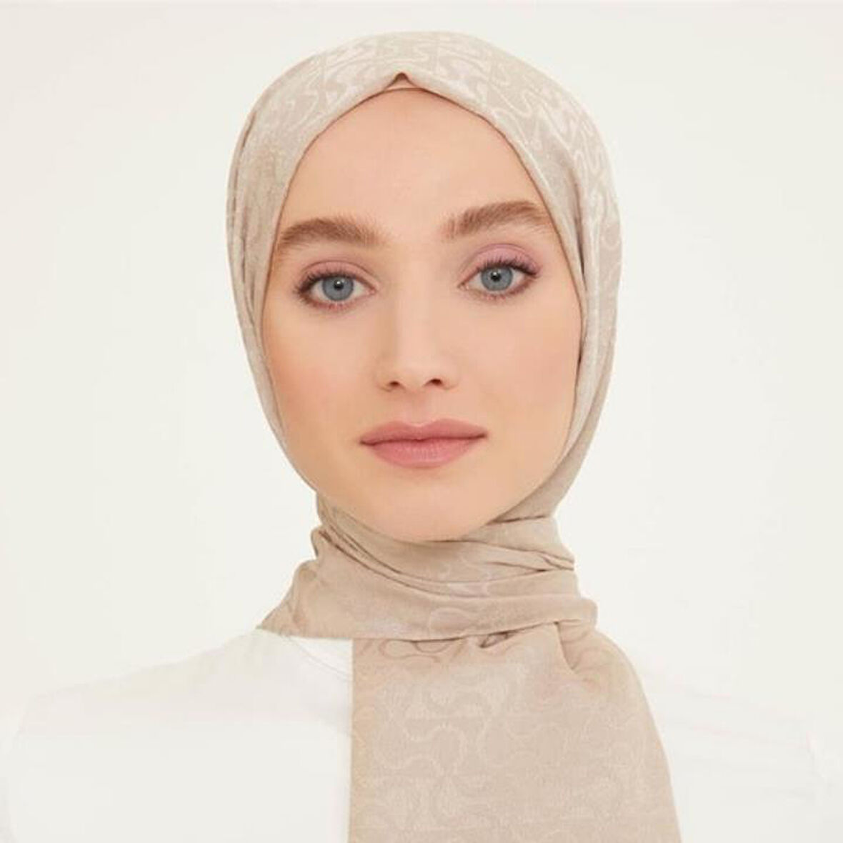 Armine S00OA044433924011 Trend Janjan Jakar 11