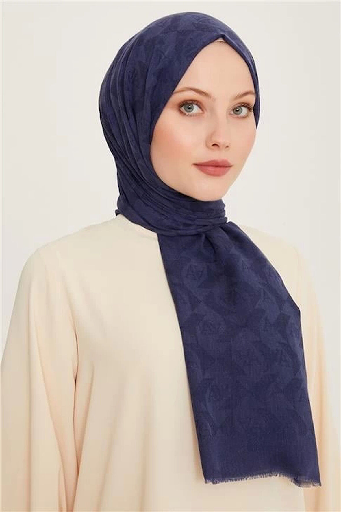 Armine Tensel Yün Şal 1000 32