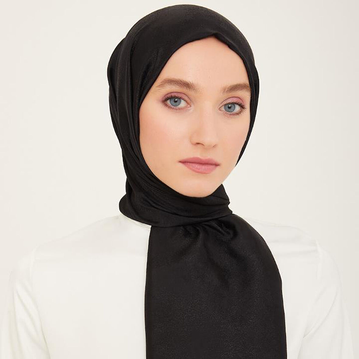Armine S00OA044435624001 Trend Zümrüt Şal 2