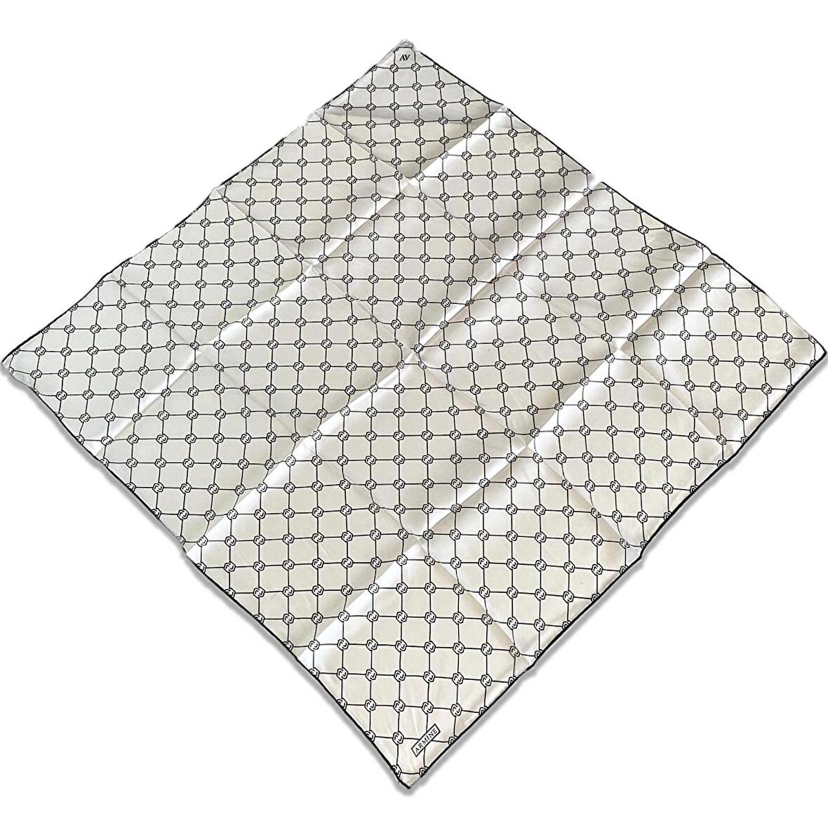 Armine Beyaz Siyah Monogram Desen Sura İpek Eşarp 9178-82