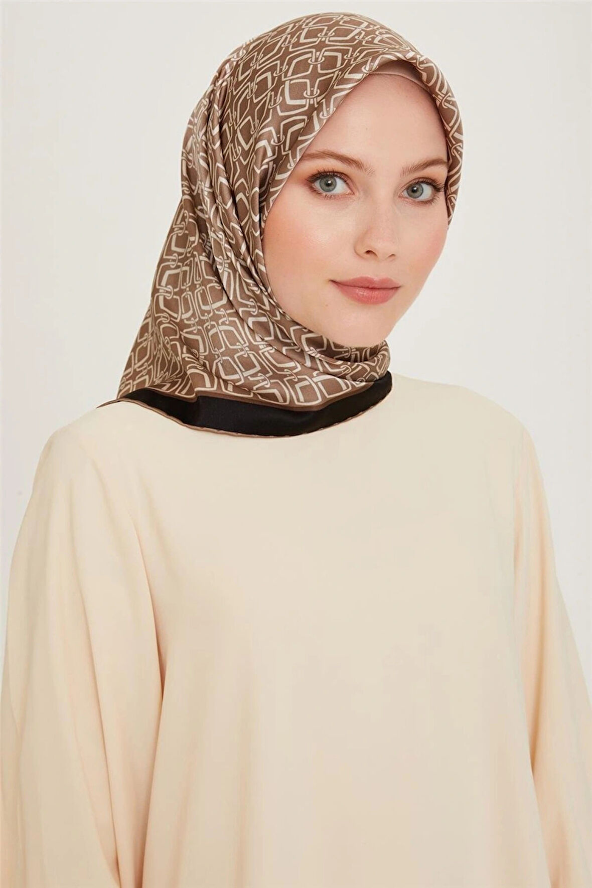 ARMİNE SURA İPEK EŞARP 24KA9248D01-32