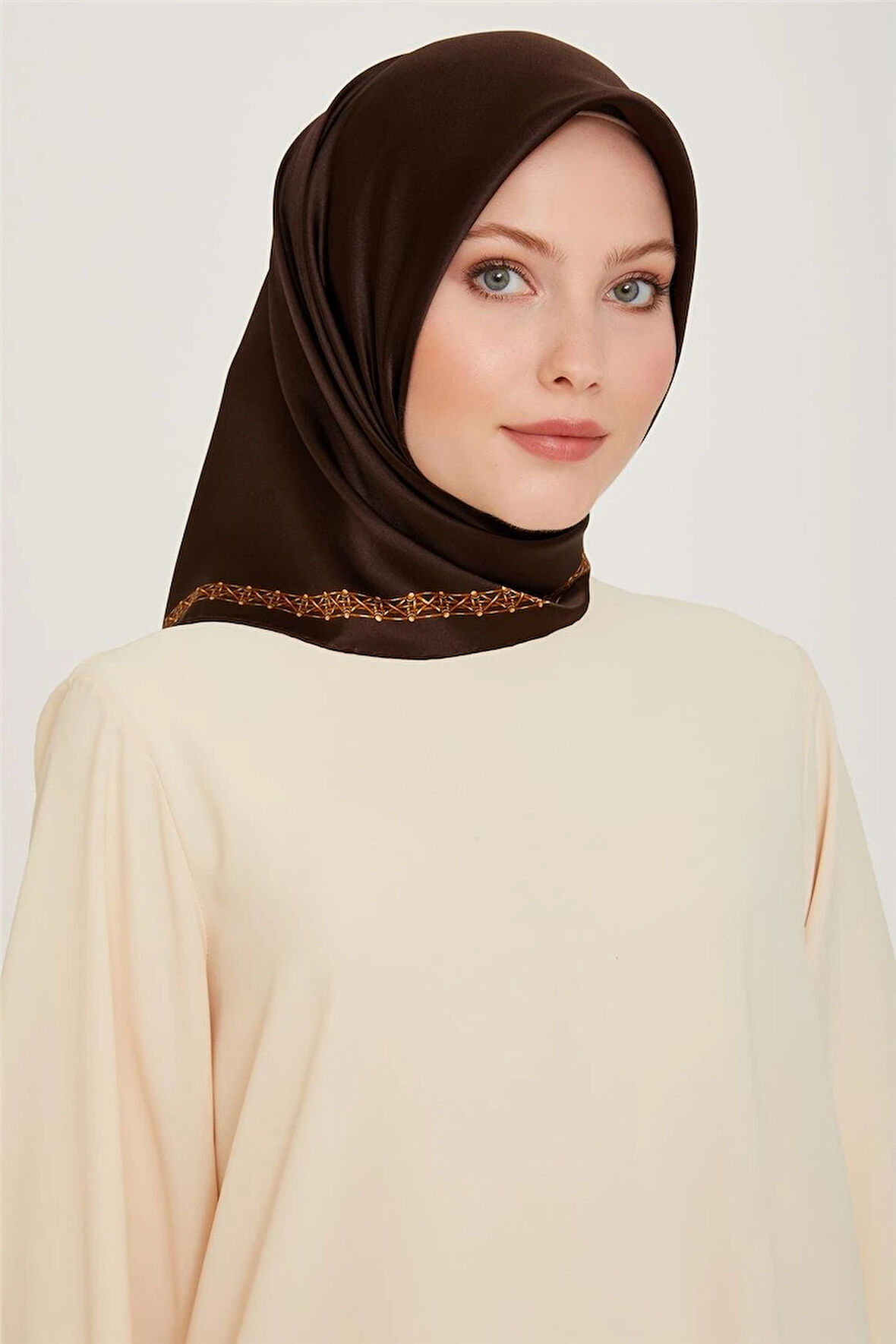 DJ SAF İPEK EŞARP 9260D (S) ( SURA)