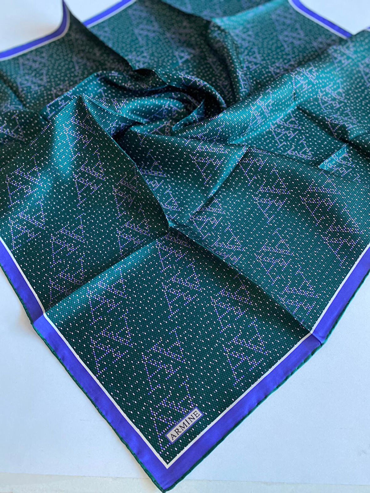 Armine Tivil İpek Eşarp 9228-85 Yeşil Karışık Desen 