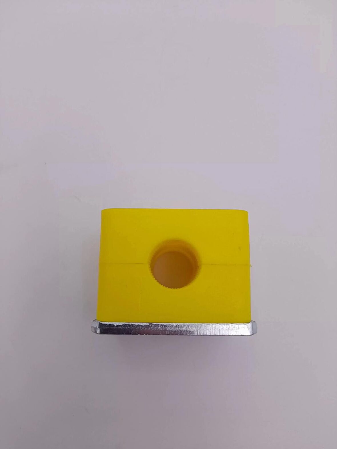 16 MM TEK LAMA ÇİFT VİDA HİDROLİK BORU KELEPÇESİ