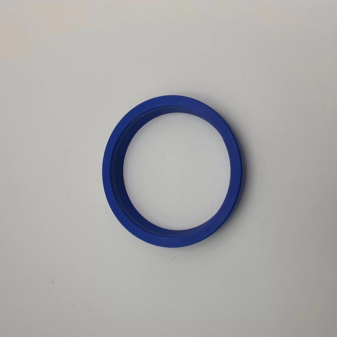 PİSTON BOĞAZ TOZ KEÇESİ PU K06 - 65X77X12/7