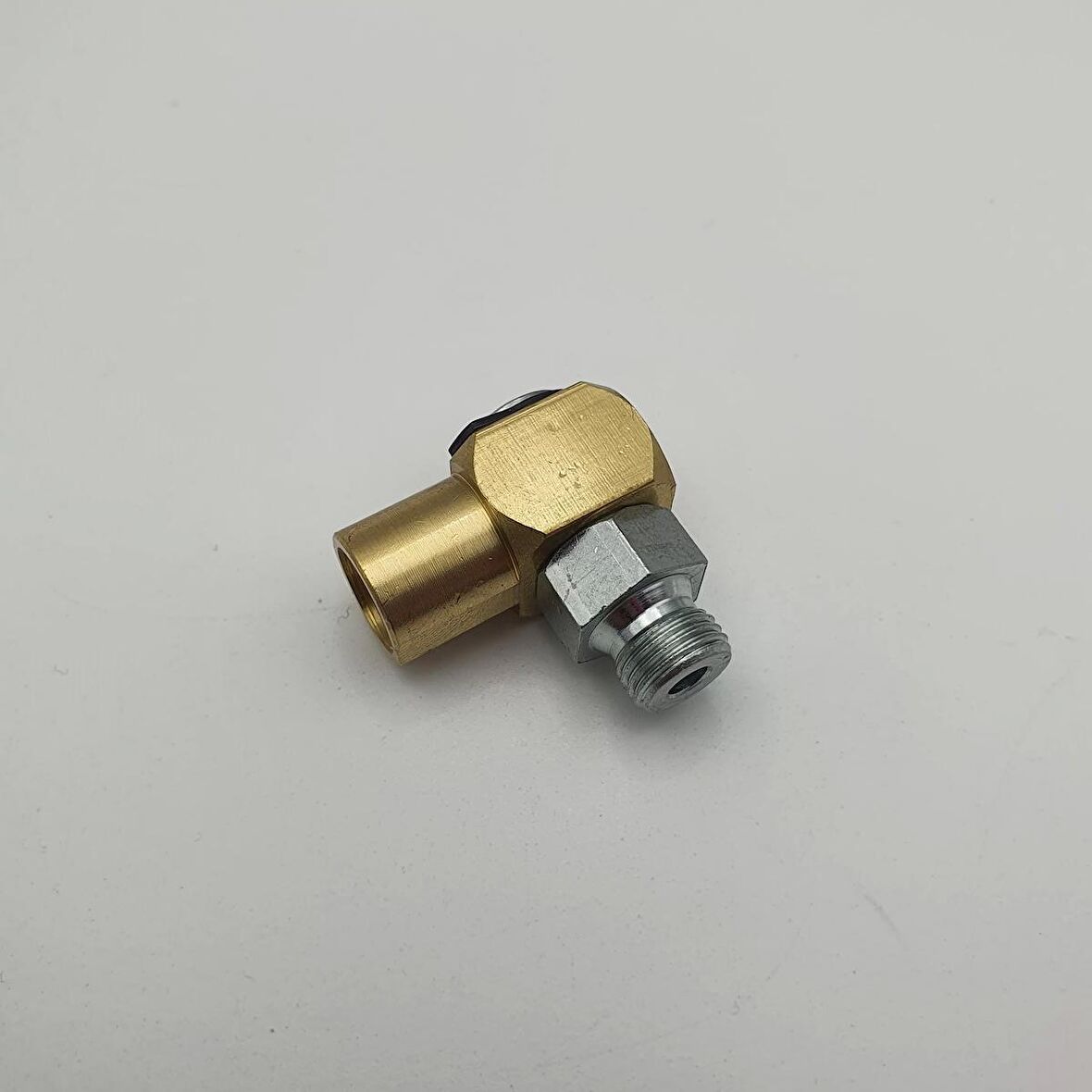 MAFSALLI BANJO DÖNER DİRSEK ( M10X1 - M10X1 )