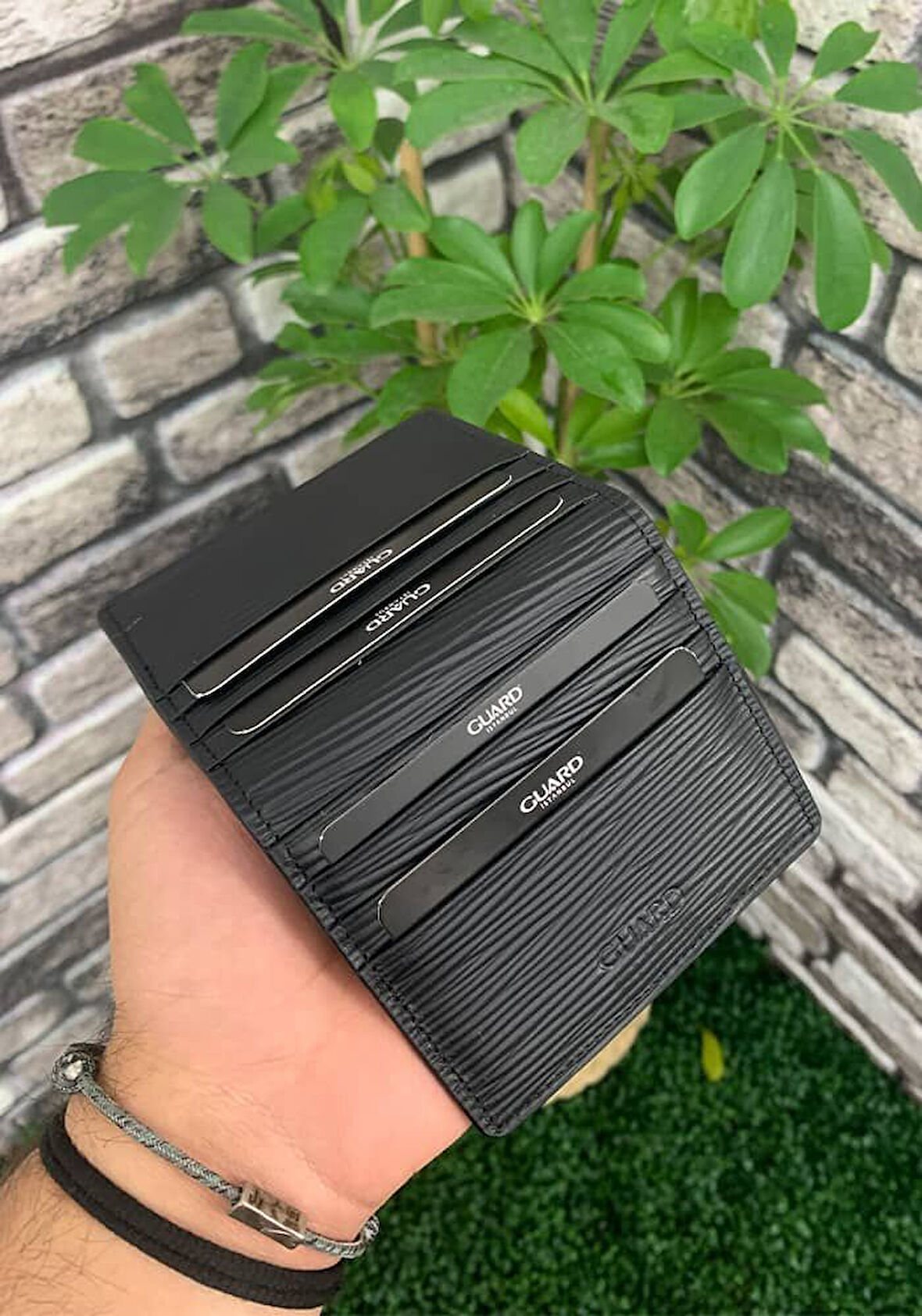 Guard Siyah Yol Desenli Patlı Tasarım Hakiki Deri Kartlık Erkek / Kadın P5239