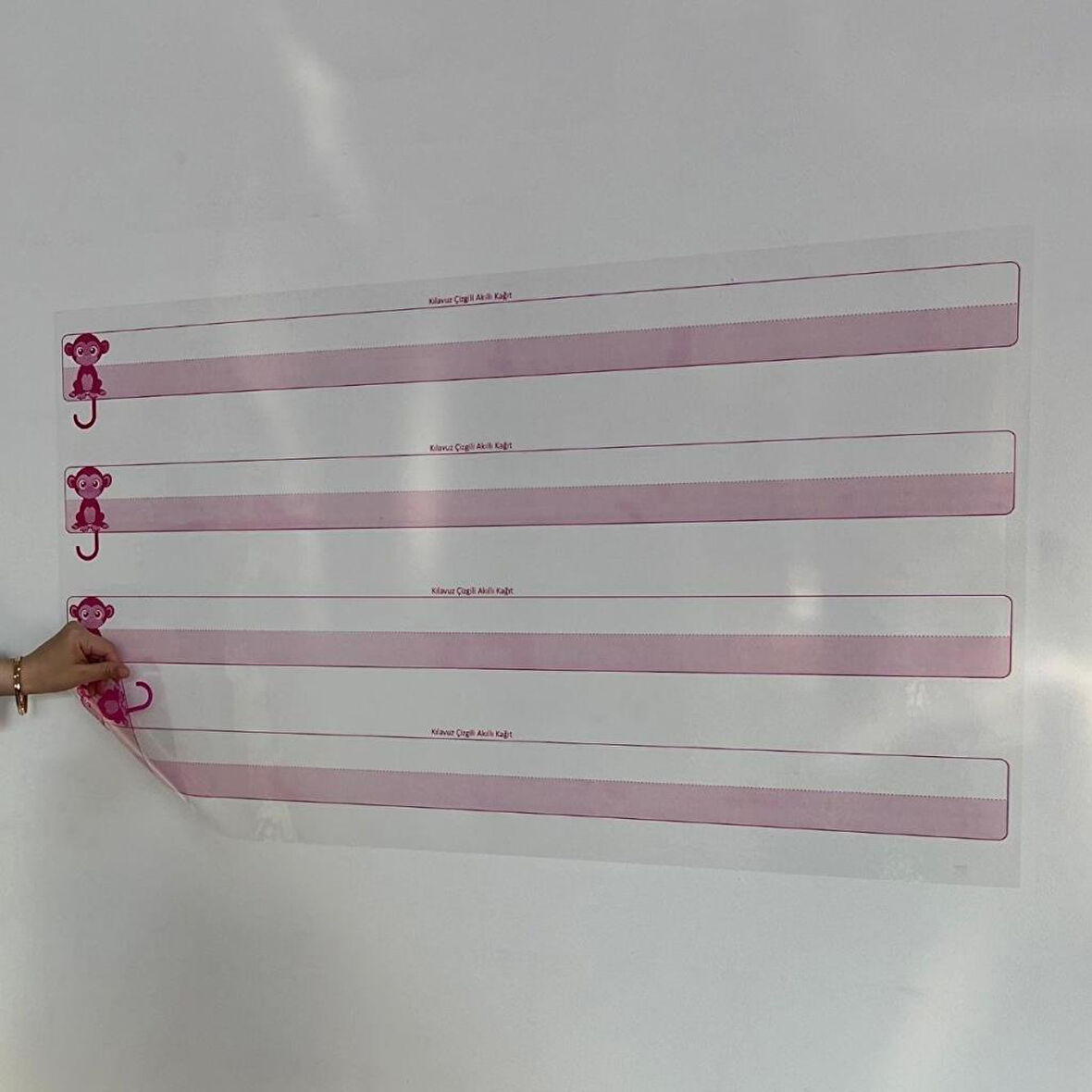 OLLEVRA Kılavuz Çizgili Akıllı Kağıt Yazı Tahtası Duvarda İz Bırakmaz Statik Yeni Müfredata Uygun 100x56cm