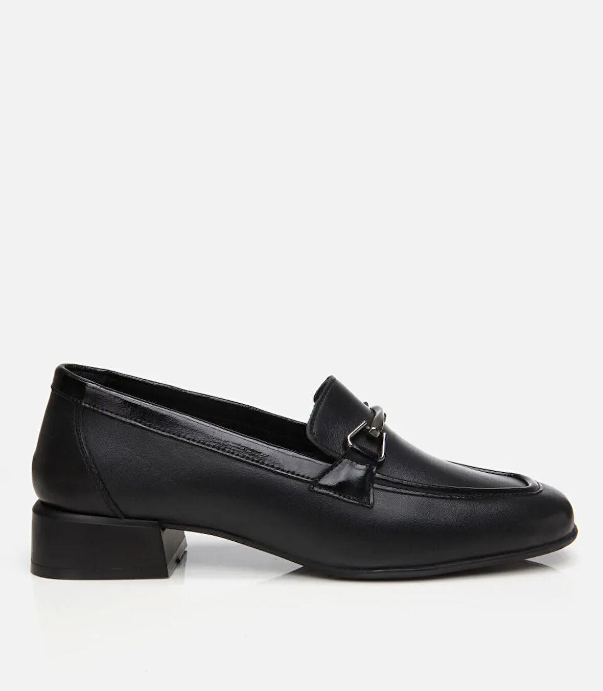 Kadın Deri Siyah Tokalı Loafer