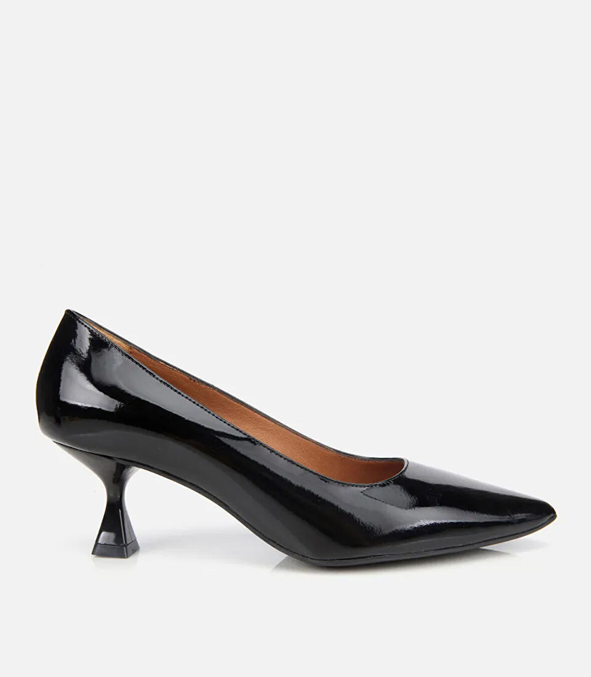 Kadın Rugan Deri  Siyah Esnek Tabanlı Stiletto