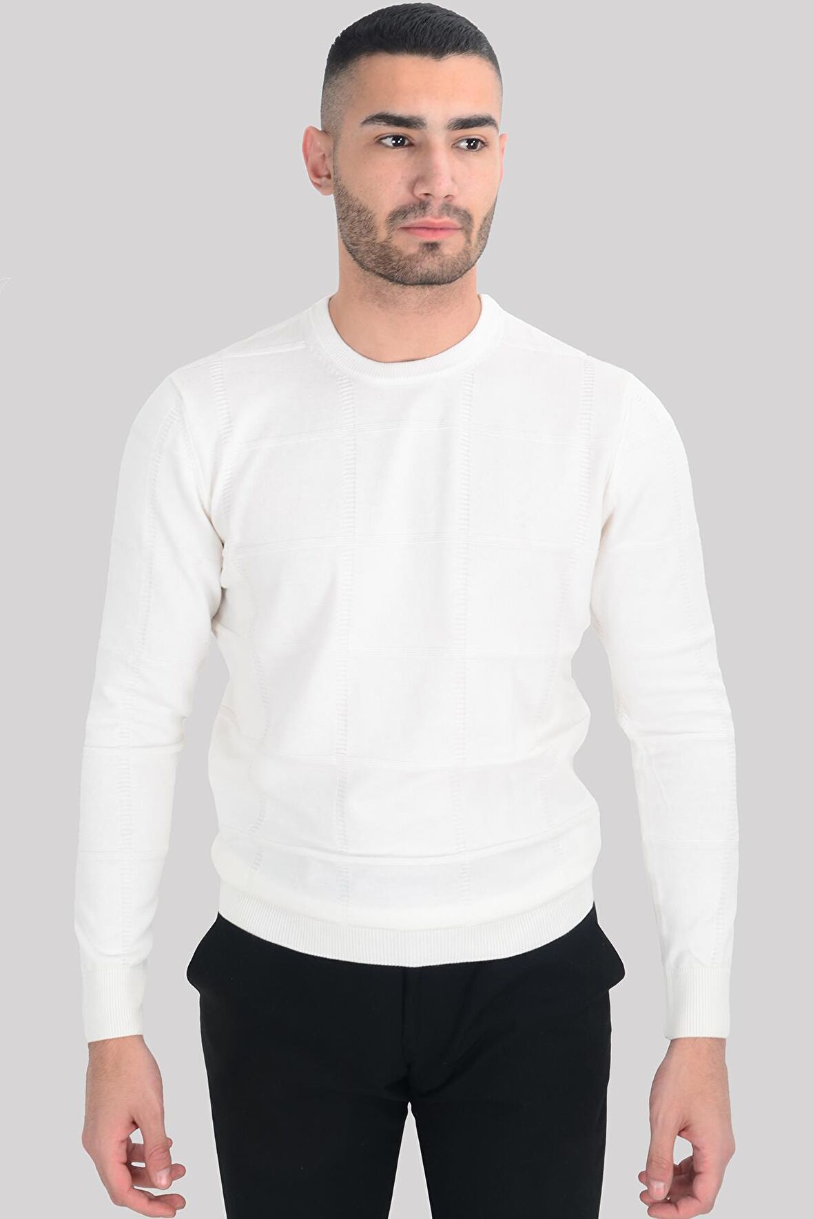 Cengiz İnler Sıfır Yaka Kareli Desenli Erkek Triko