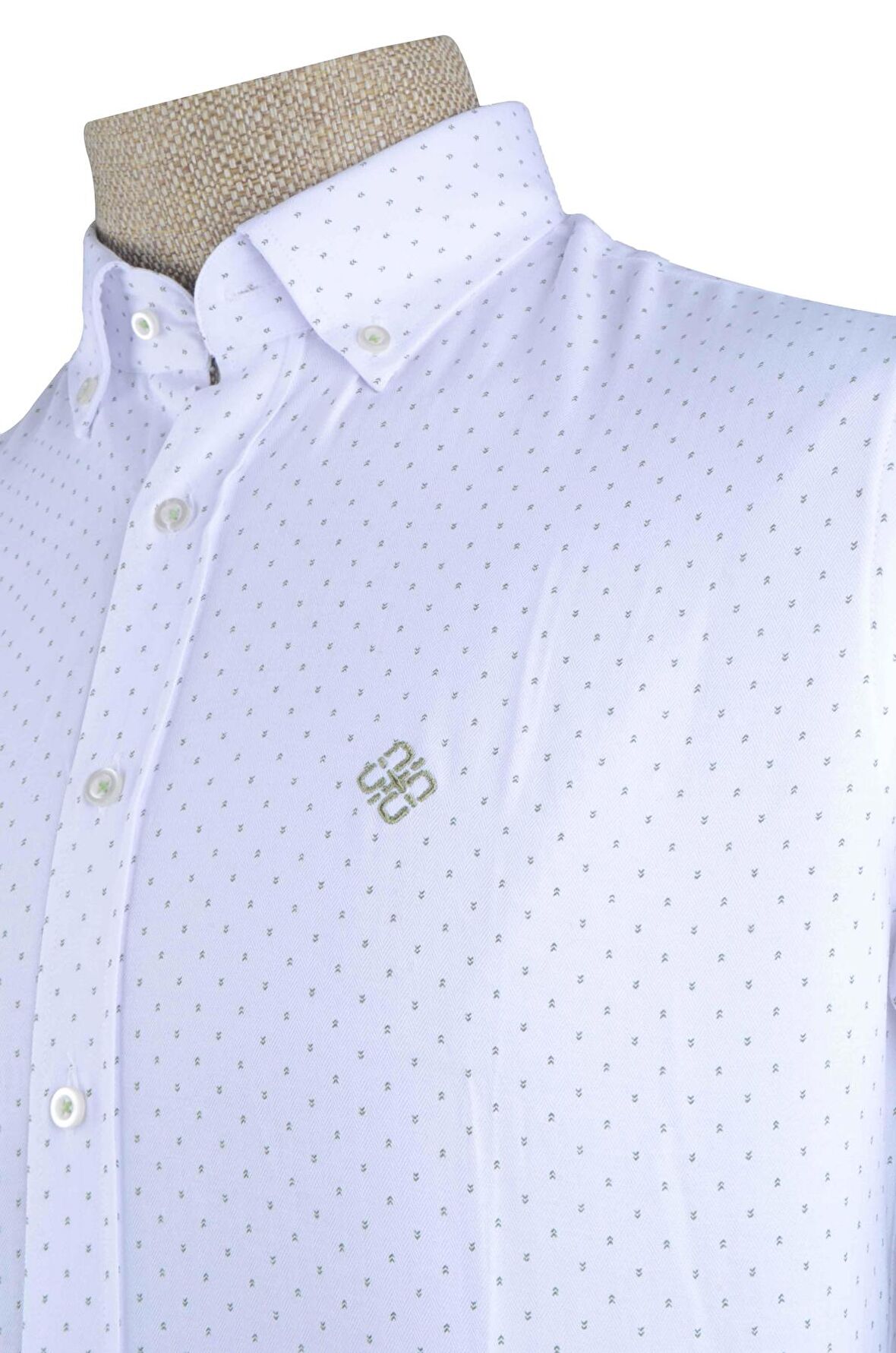 Cengiz İnler Küçük Puantiye Desenli Slim Fit Erkek Gömlek