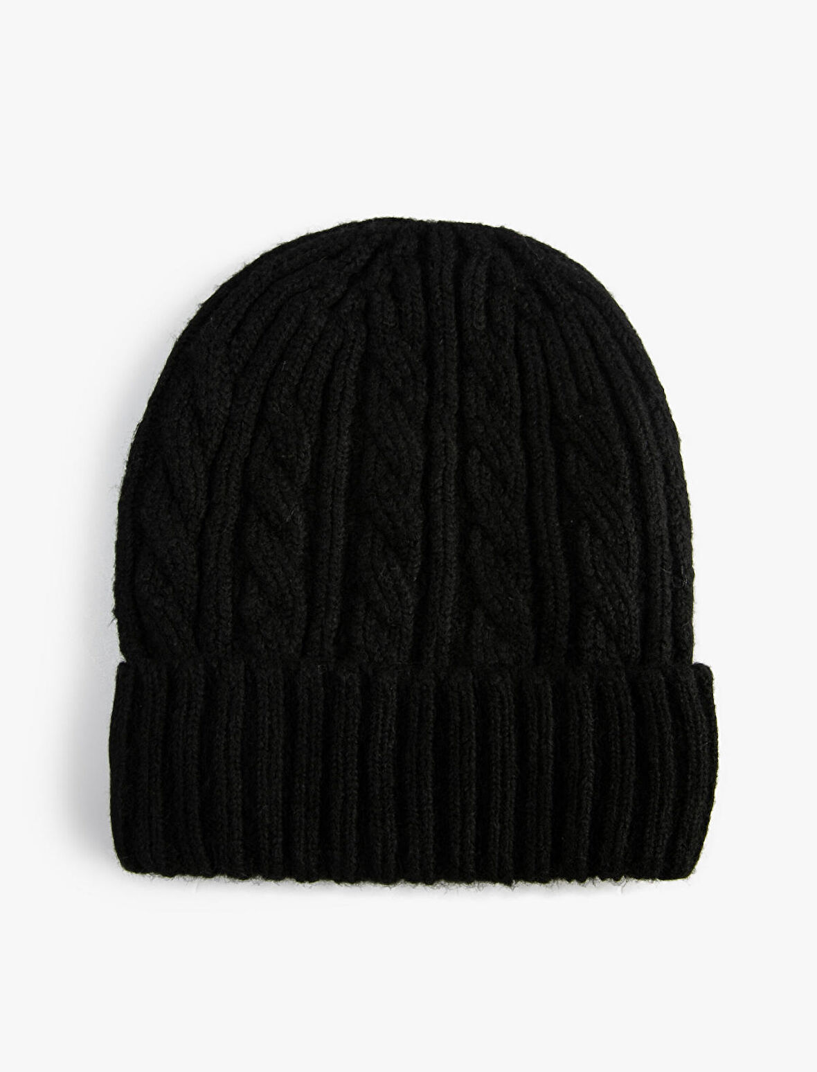 Saç Örgü Bere Kenarları Katlı