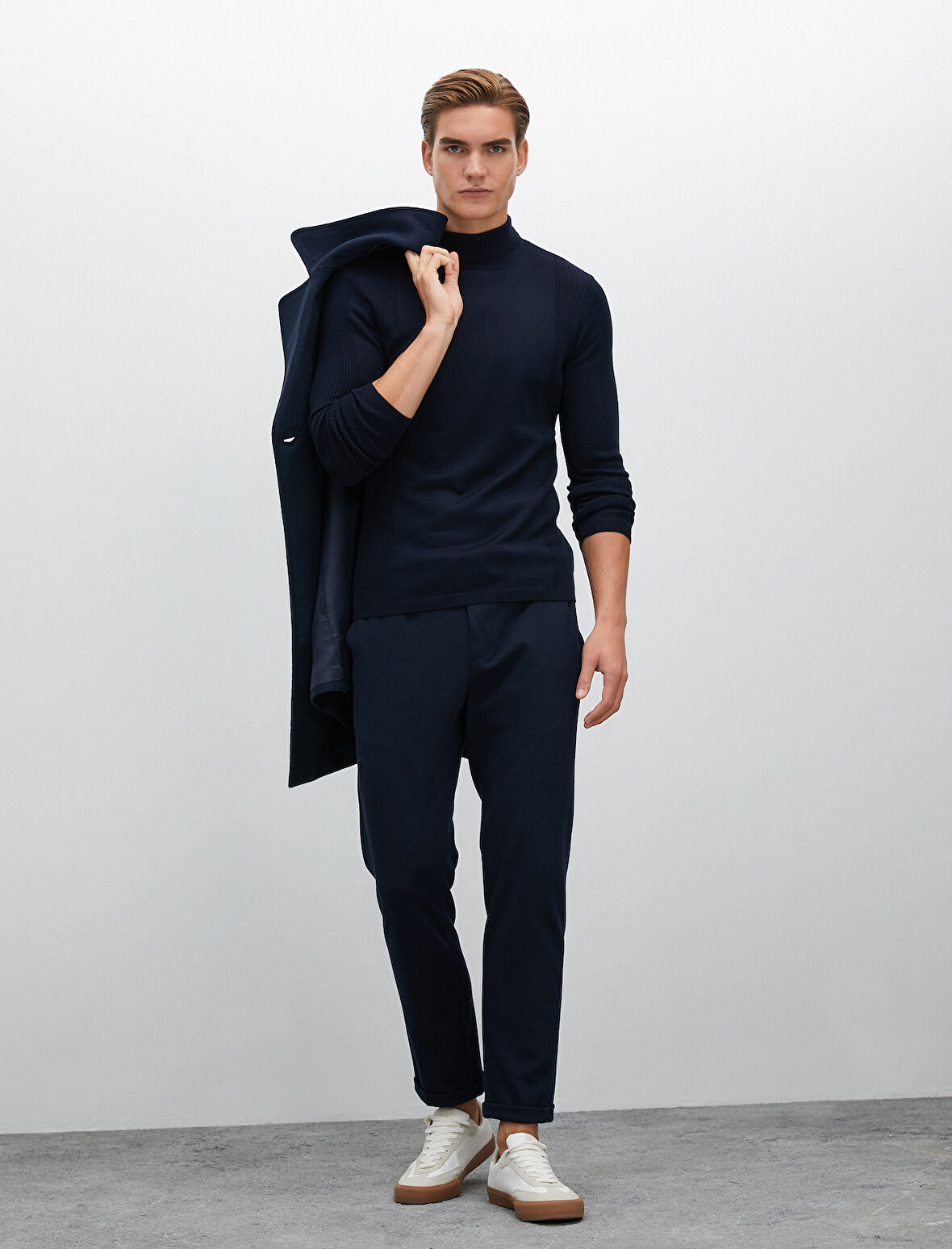 Yarım Balıkçı Yaka Kazak Dokulu Uzun Kollu