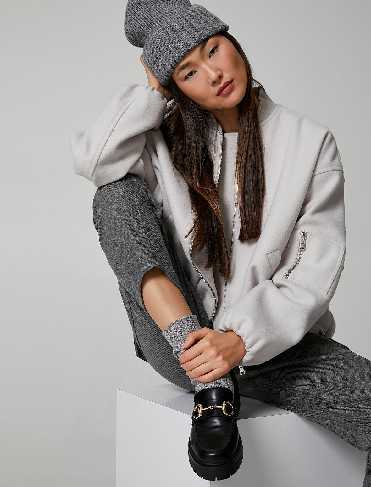 Lastikli Örgü Bere Kenarları Geniş Katlı