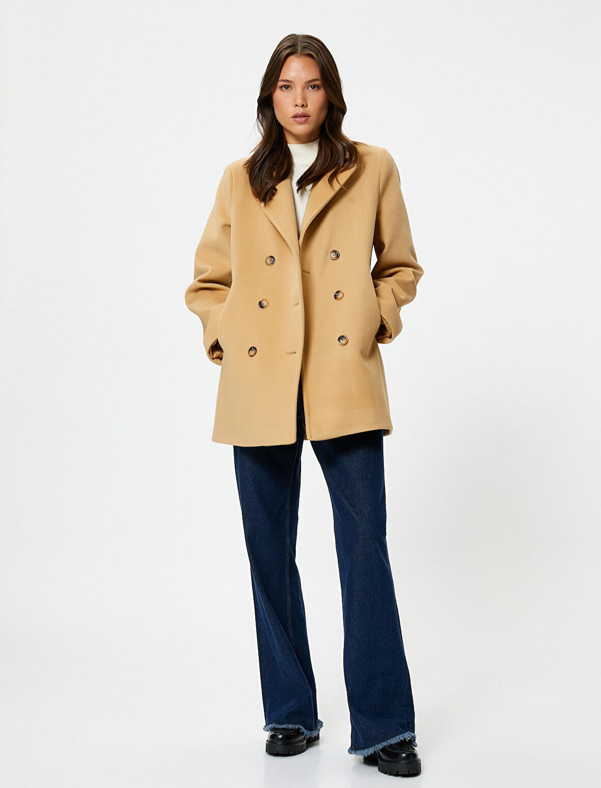 Kaşe Kaban Kruvaze Düğmeli Cep Detaylı 