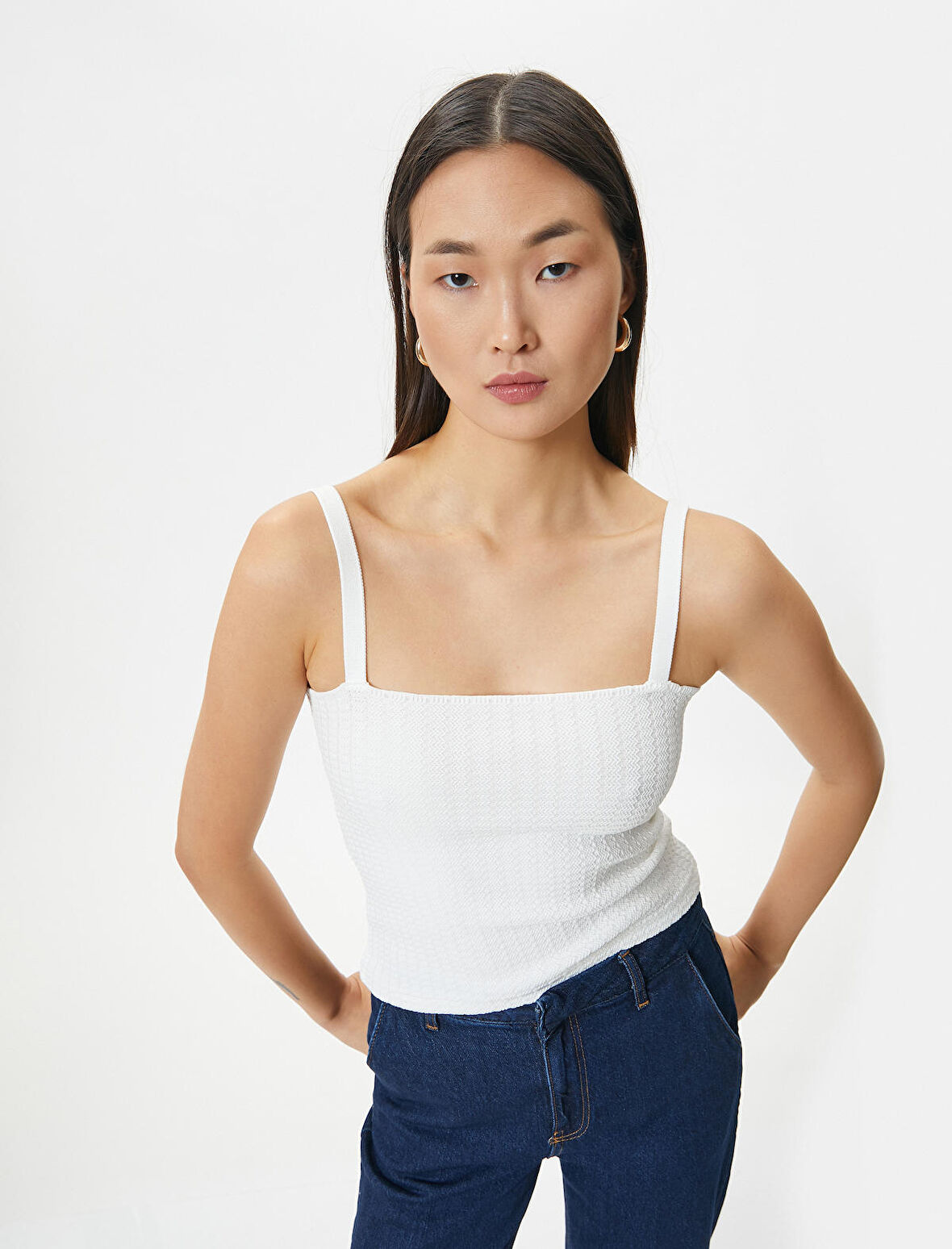 Askılı Atlet Dokulu Kare Yaka