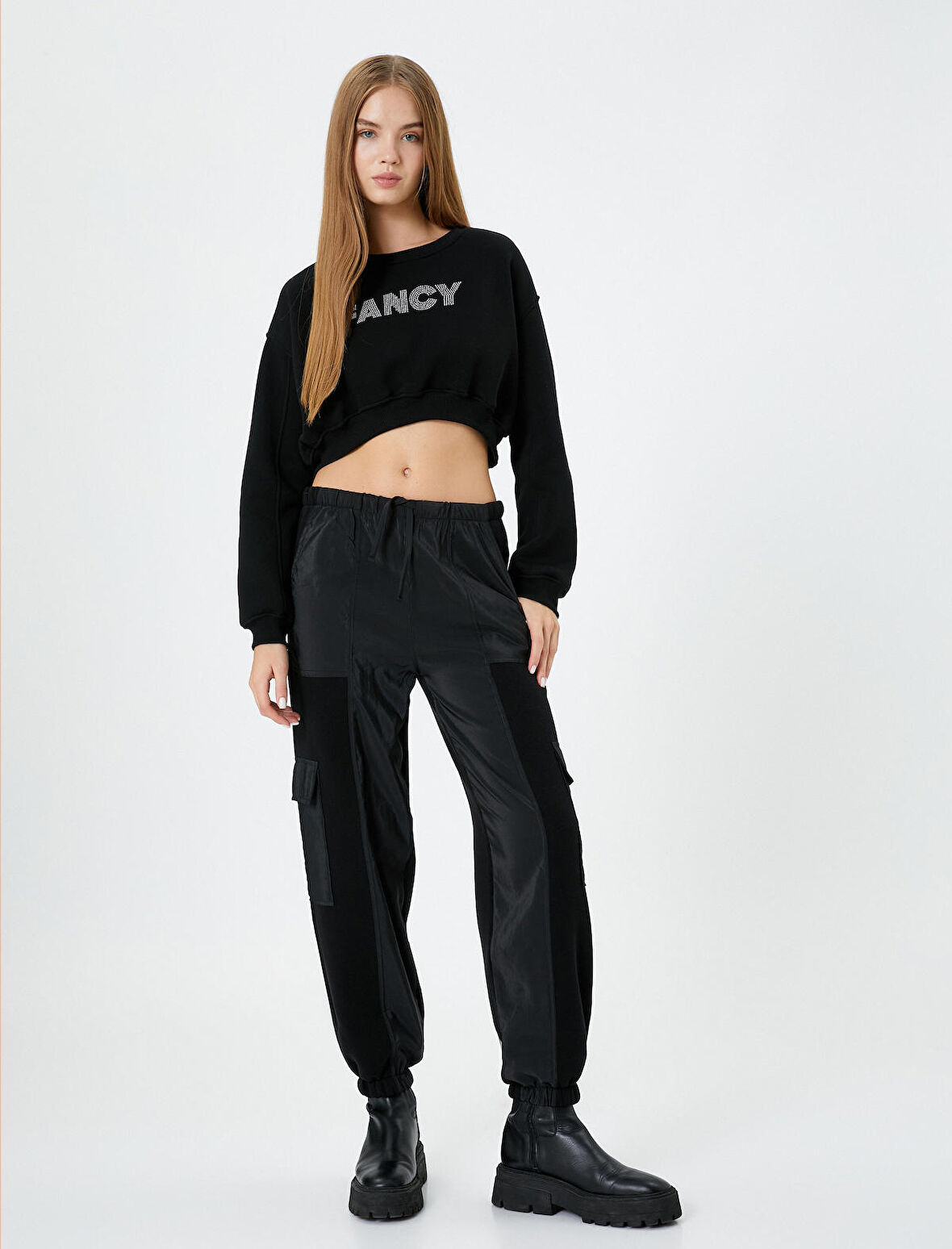 Crop Sweatshirt Şardonlu Uzun Kollu Bisiklet Yaka Baskılı 