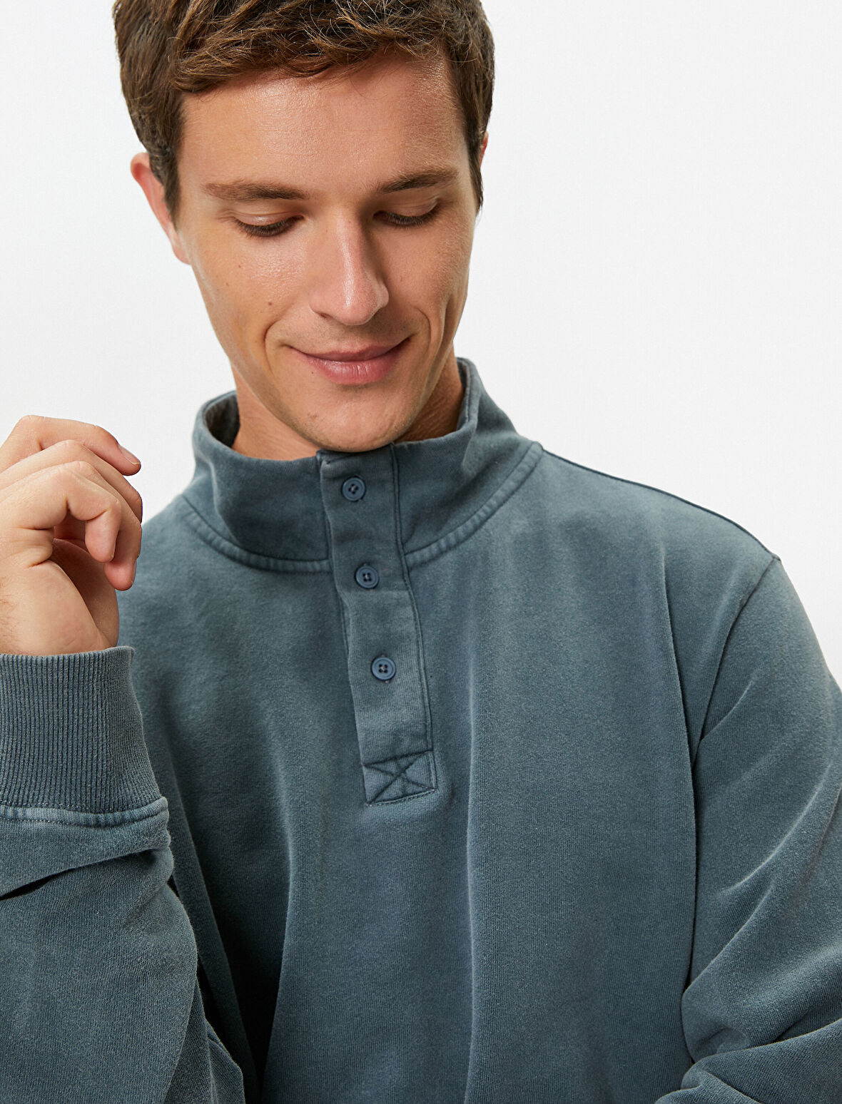 Yıkamalı Sweatshirt Dik Yaka Düğme Detaylı Pamuklu