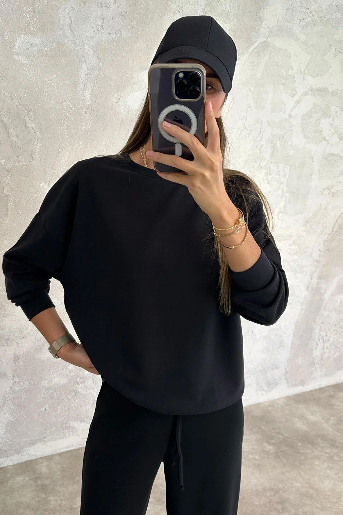 Siyah Bisiklet Yaka Modal Sweatshirt 