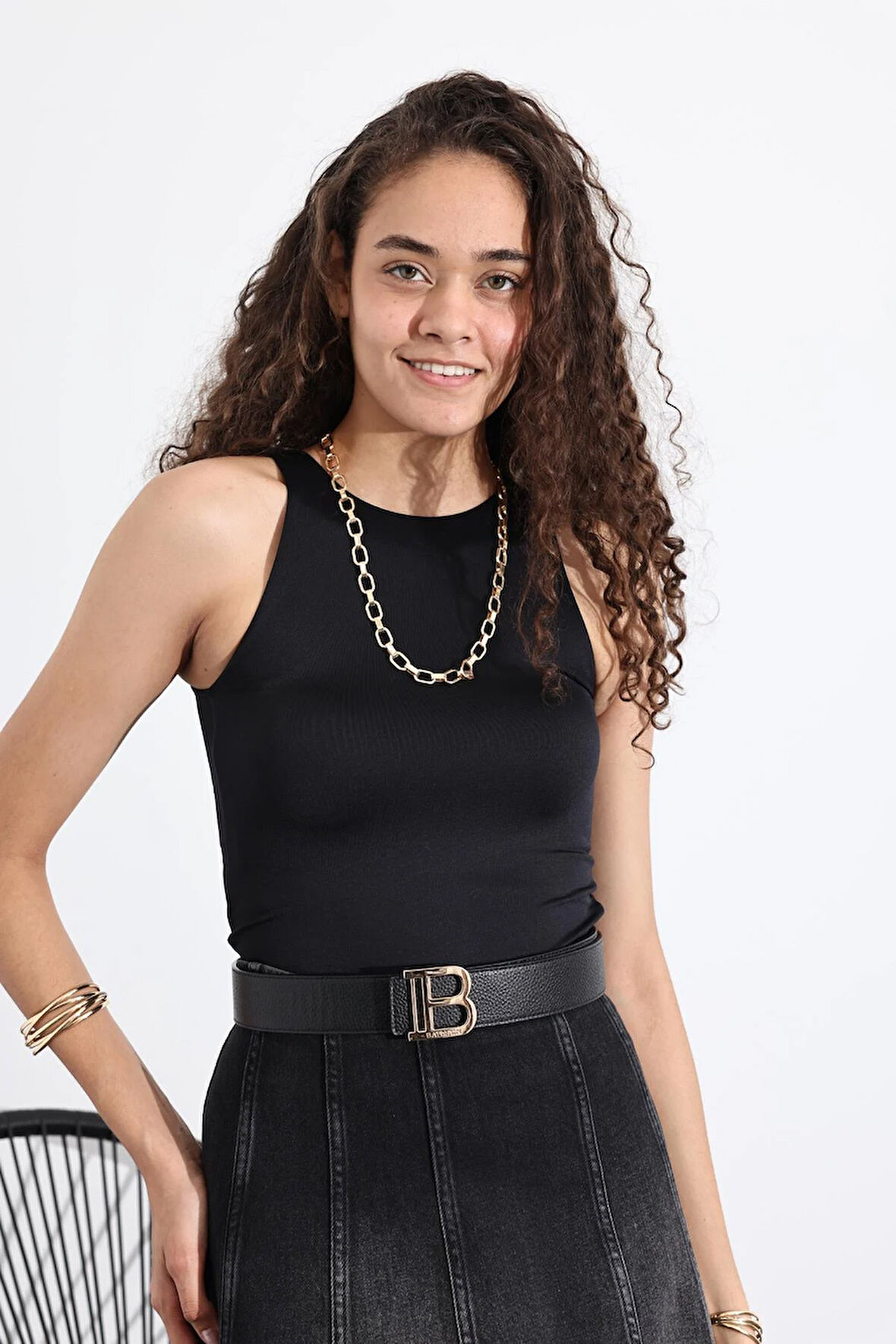 Siyah Askılı Bodysuit 