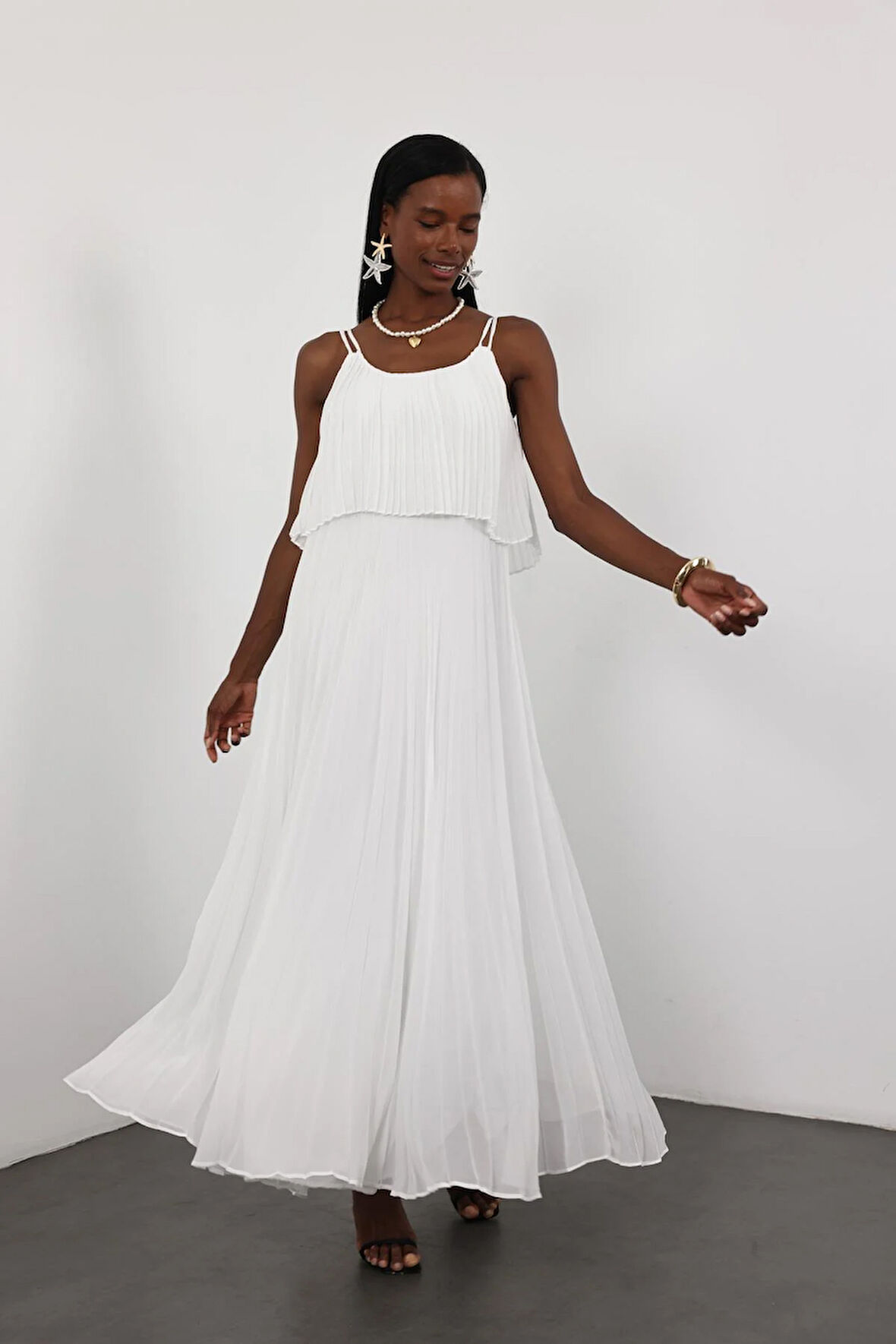 Beyaz Piliseli Şifon Elbise 00778