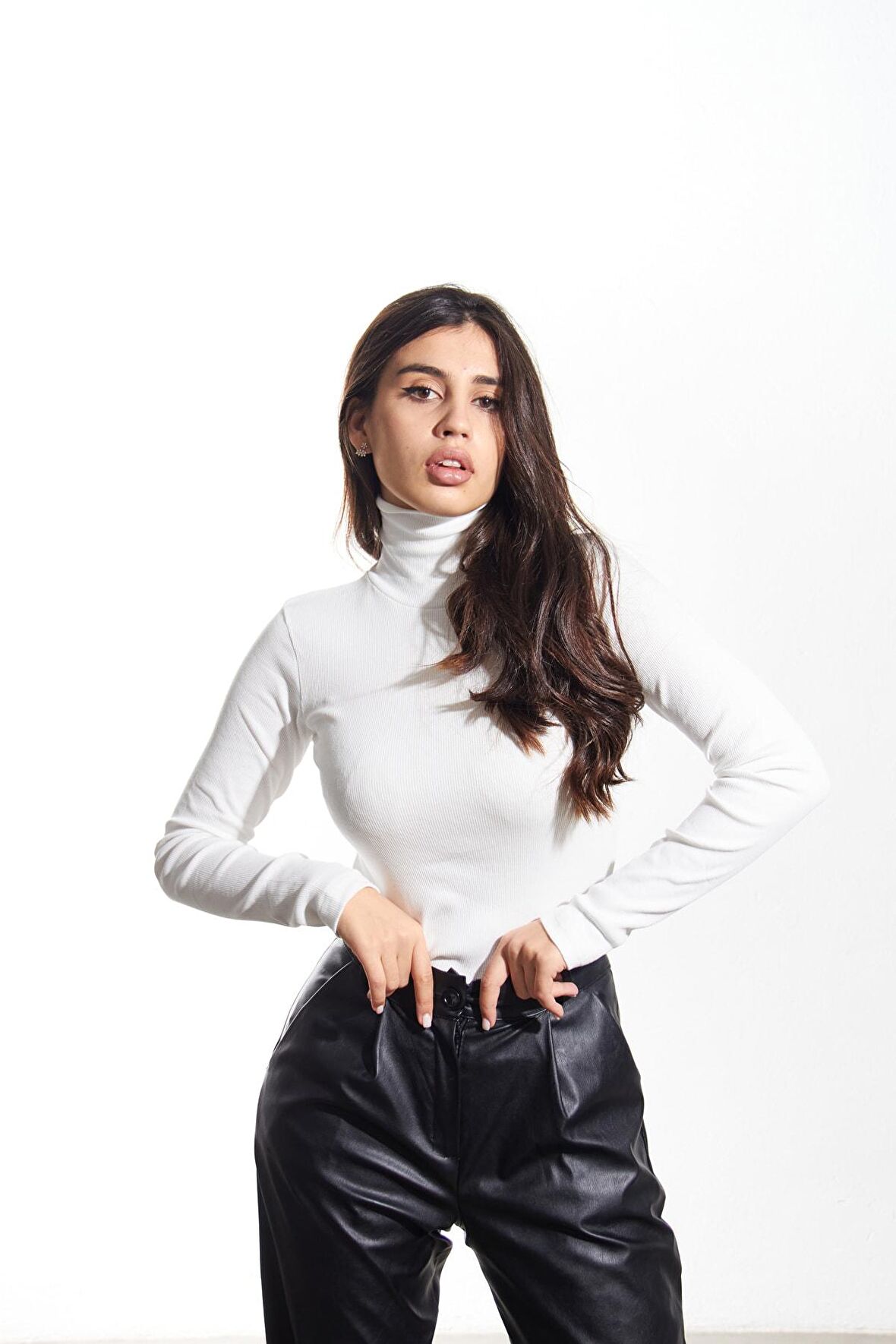 Kaşkorse Tam Boğazlı Body Sweatshirt, Beyaz