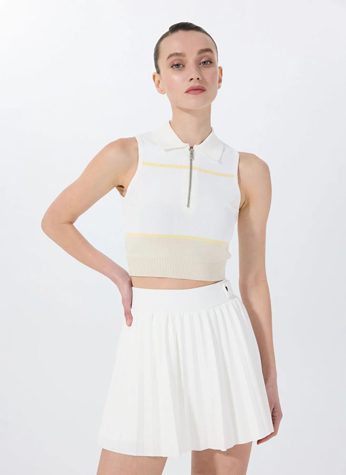 Fabrika Polo Yaka Düz Beyaz - Bej Kadın Bluz F5SL-BLZ0100