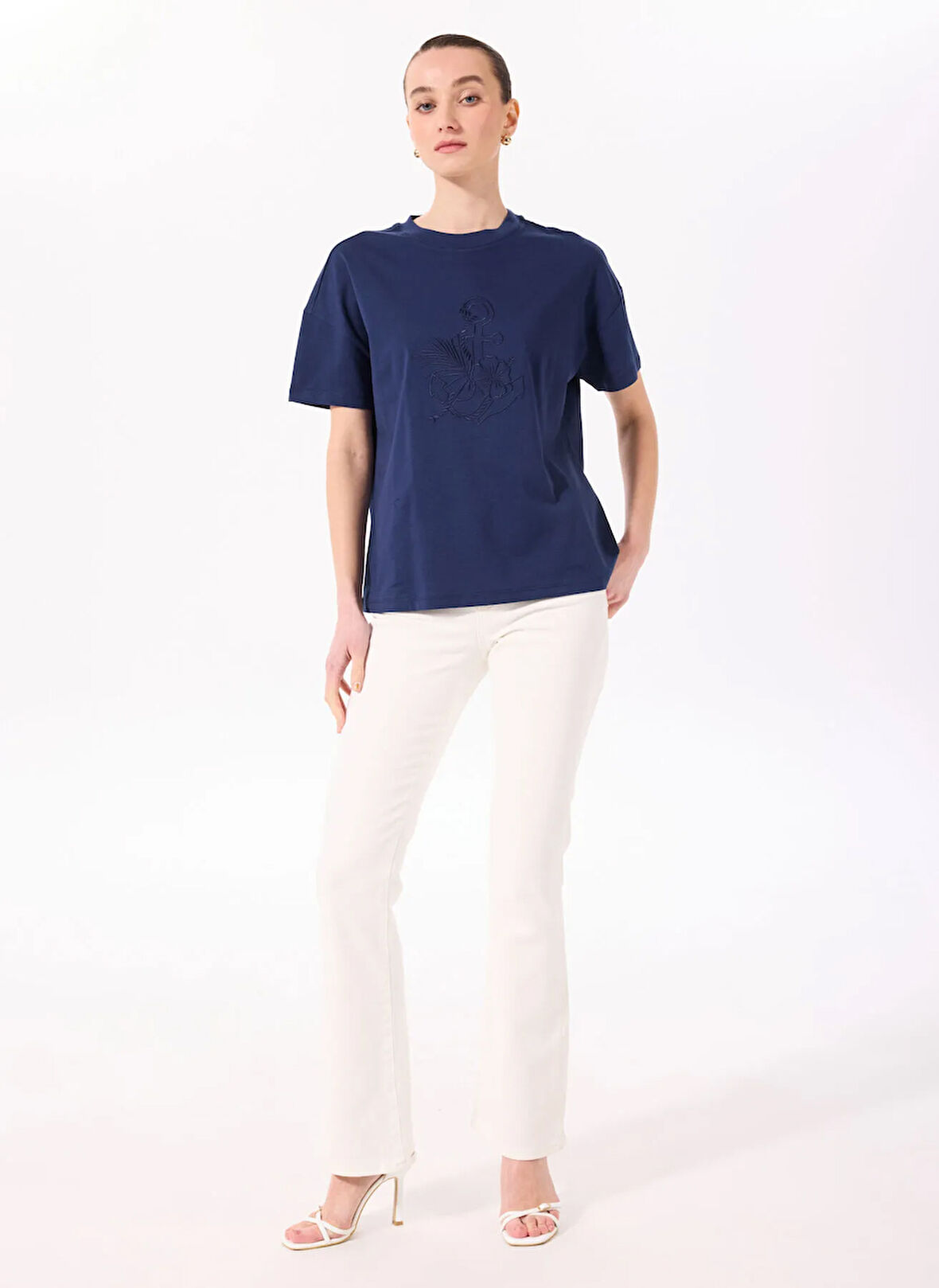 Fabrika Bisiklet Yaka Nakışlı Lacivert Kadın T-Shirt F5SL-TST0111