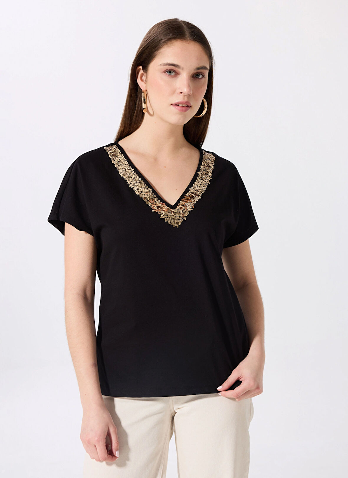 Fabrika Comfort V Yaka Payetli Siyah Kadın T-Shirt FC5SL-TST0118