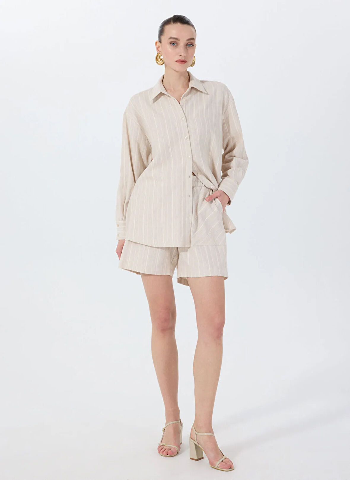 Fabrika Loose Fit Gömlek Yaka Çizgili Bej Kadın Gömlek F5SL-GML0026