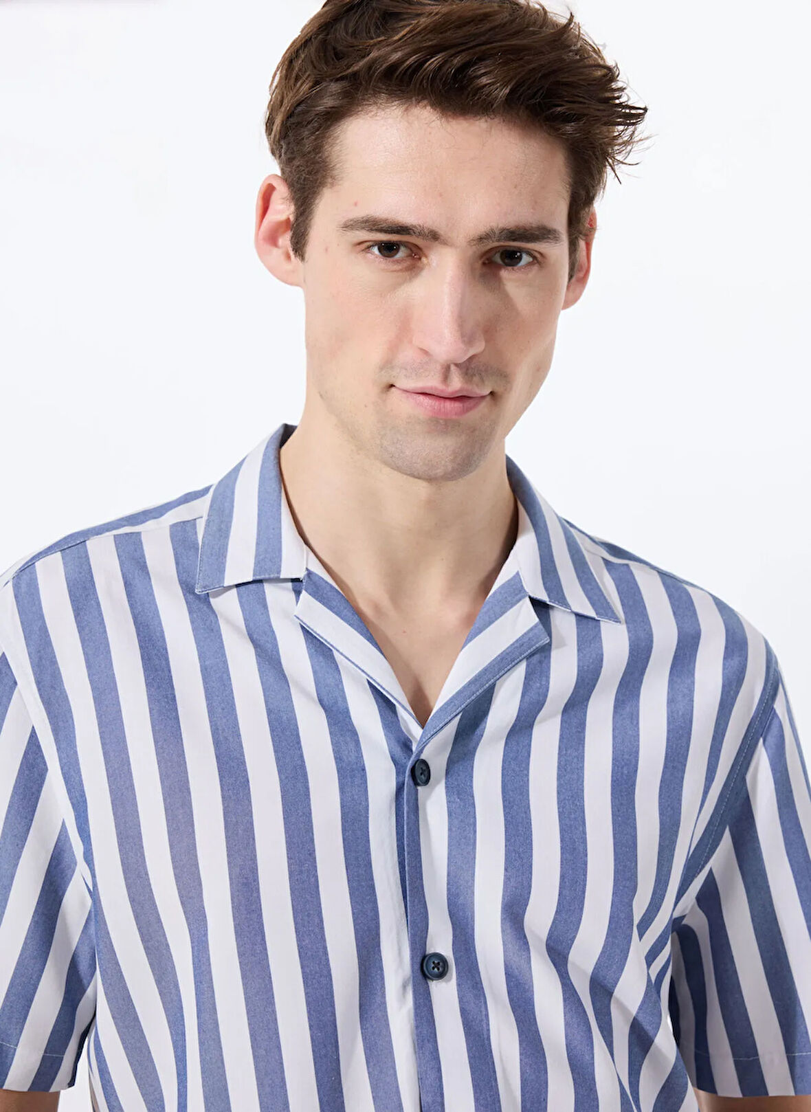 Mustang Relaxed Mavi - Beyaz Çizgili Erkek Gömlek M5SM-GML1053