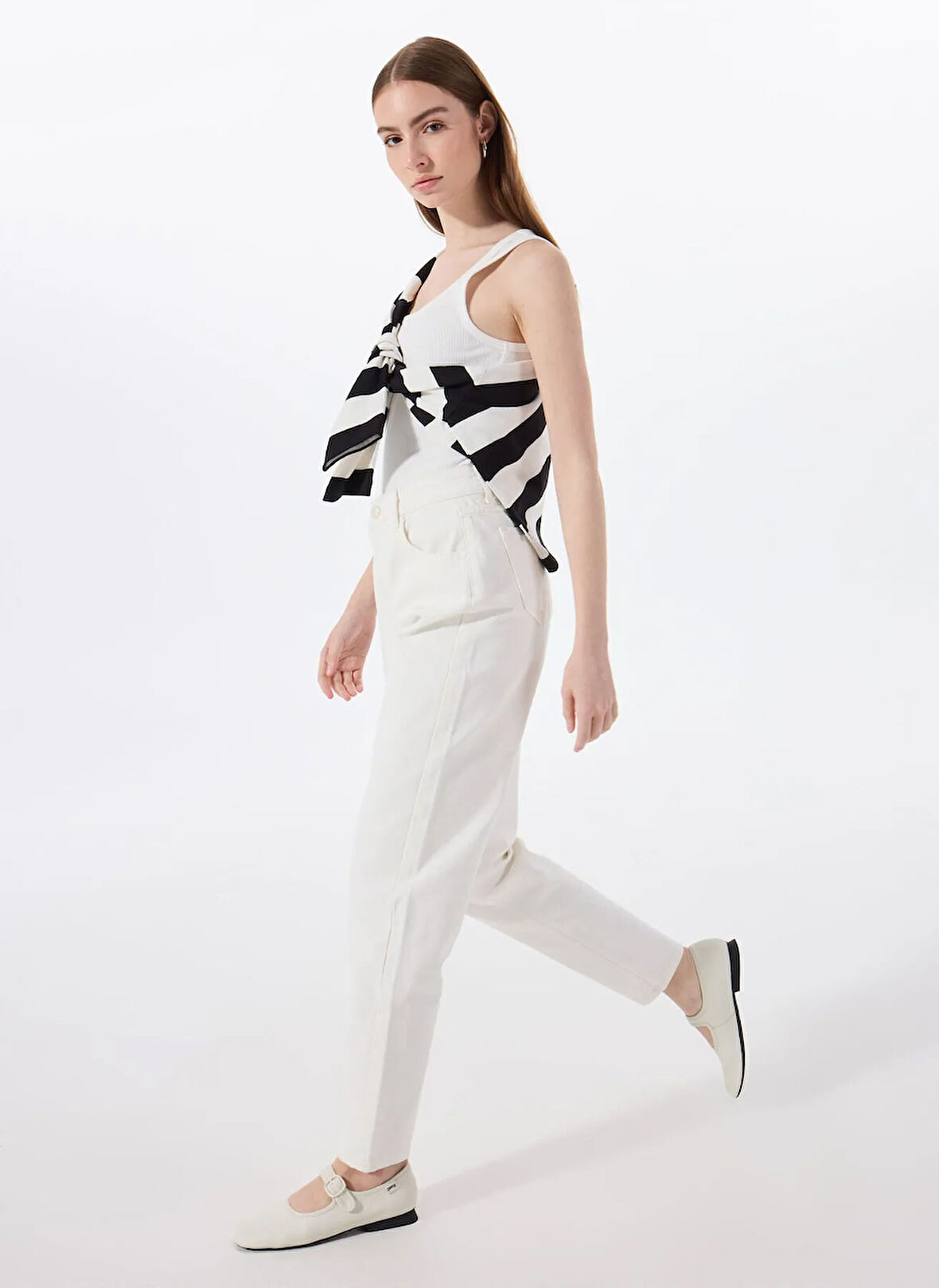 Mustang Standart Bel Normal Paça Mom Fit Beyaz Kadın Denim Pantolon CHARLOTTE TAPERED-1011