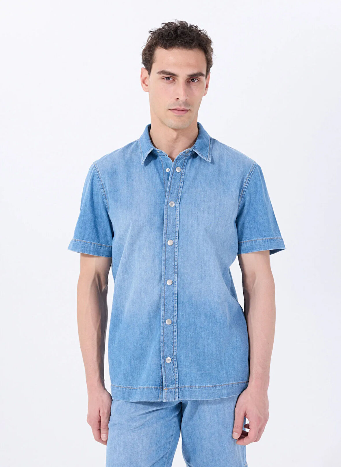 Mustang Relaxed Mavi Erkek Denim Gömlek M5SM-GML1057