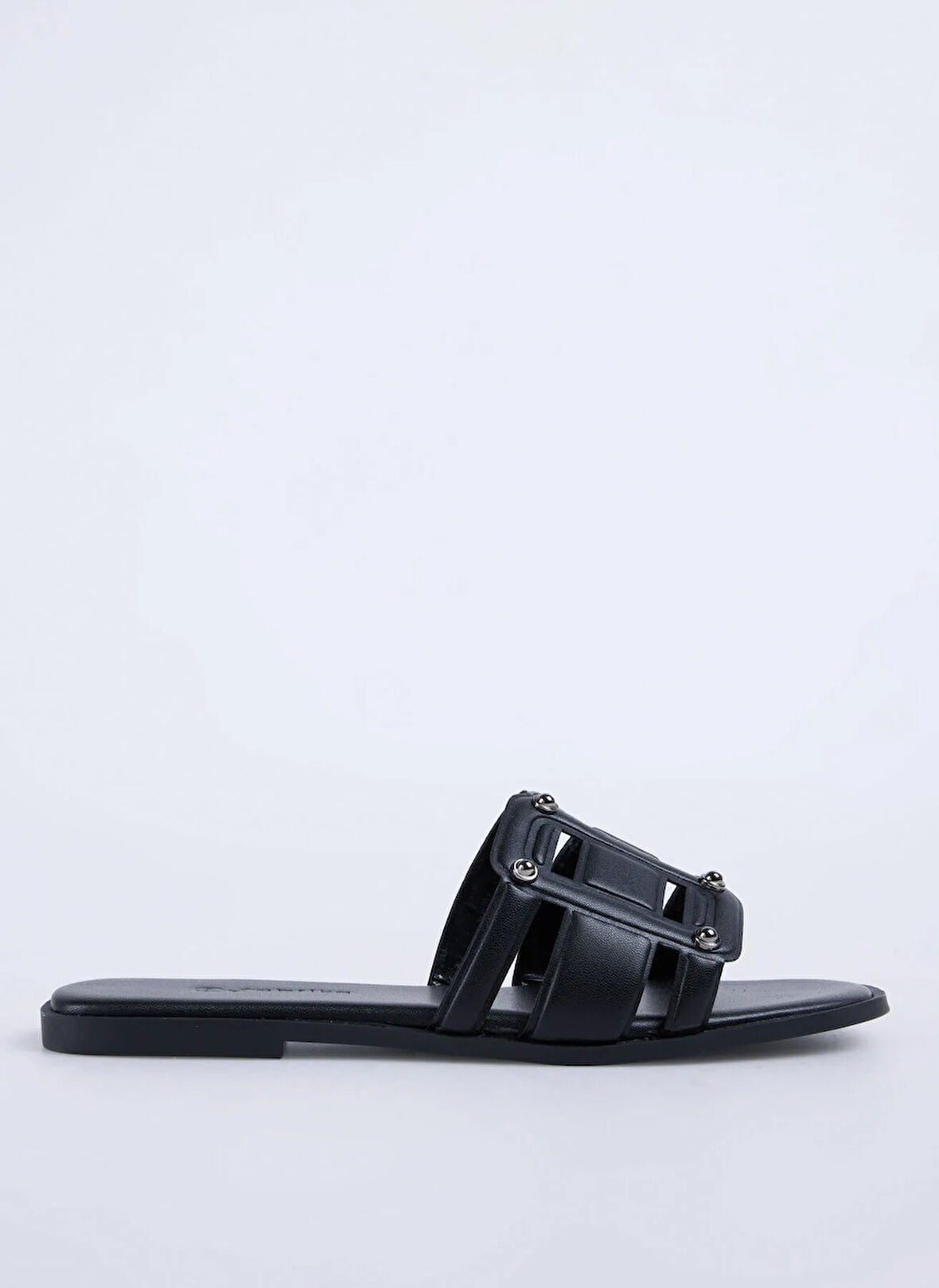 F By Fabrika Terlik, 40, Siyah