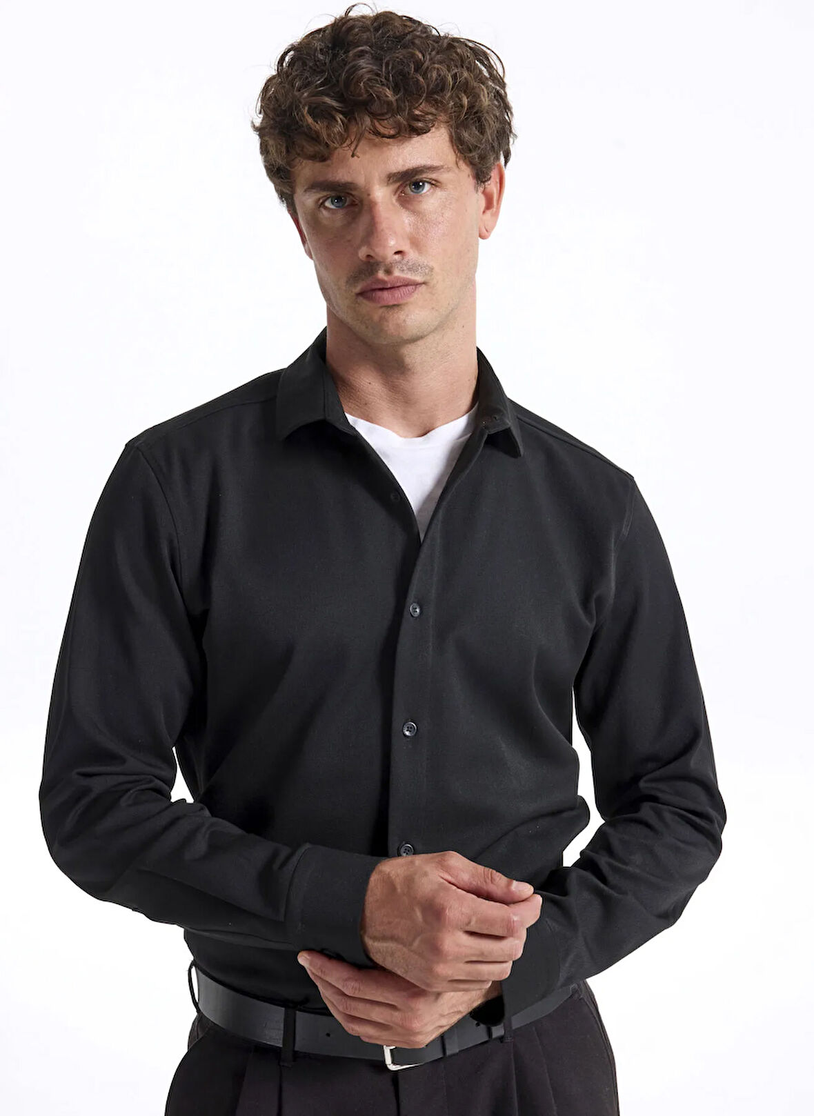 Fabrika Slim Fit Gömlek Yaka Düz Siyah Erkek Gömlek F5WM-GML 2421