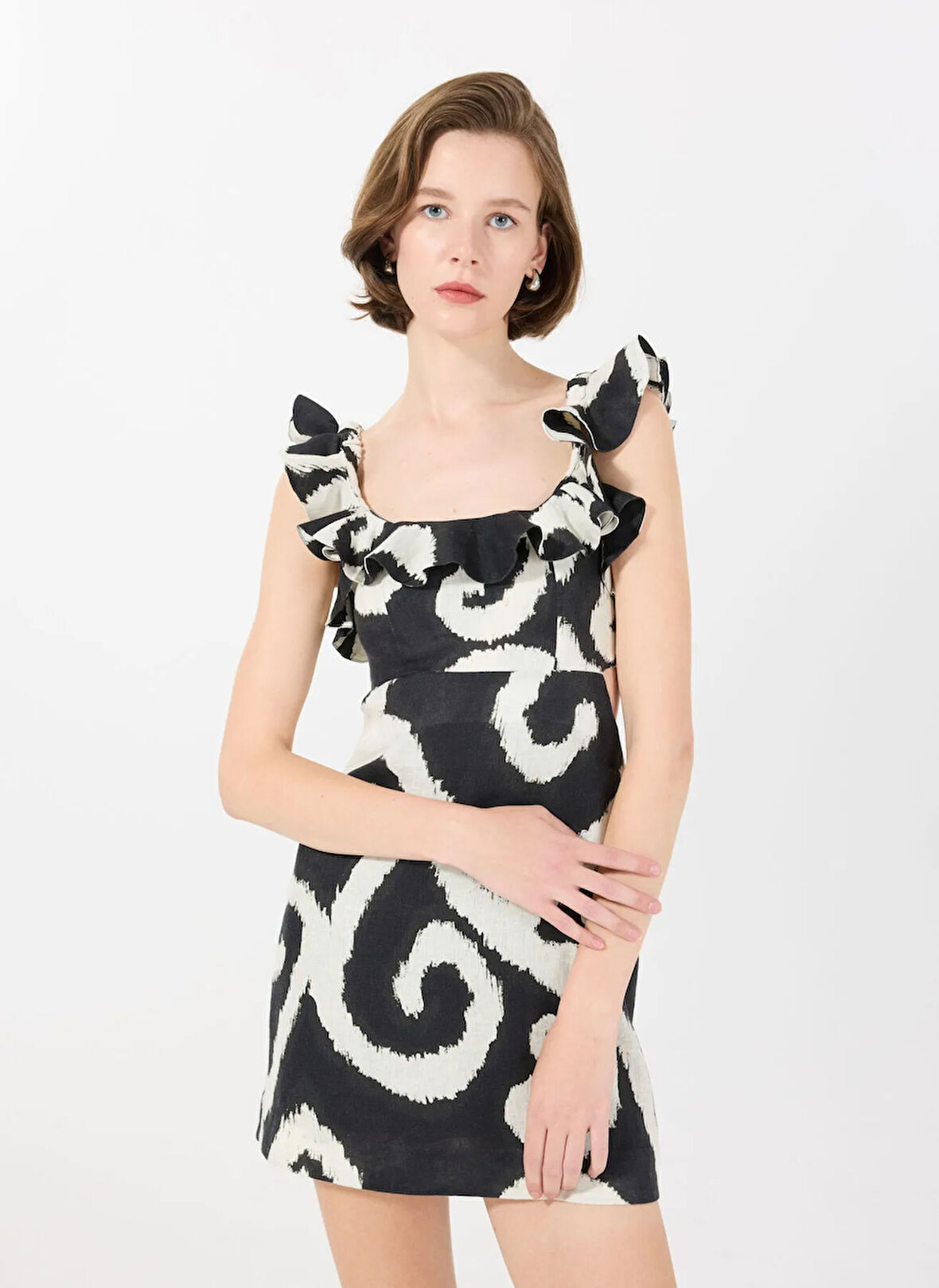 Mr. Mood Yuvarlak Yaka Siyah Kısa Kadın Elbise MRS SARA DRESS