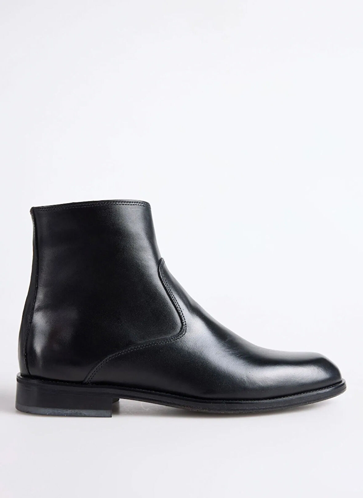 Fabrika Siyah Erkek Bot KOST-GORSTAN