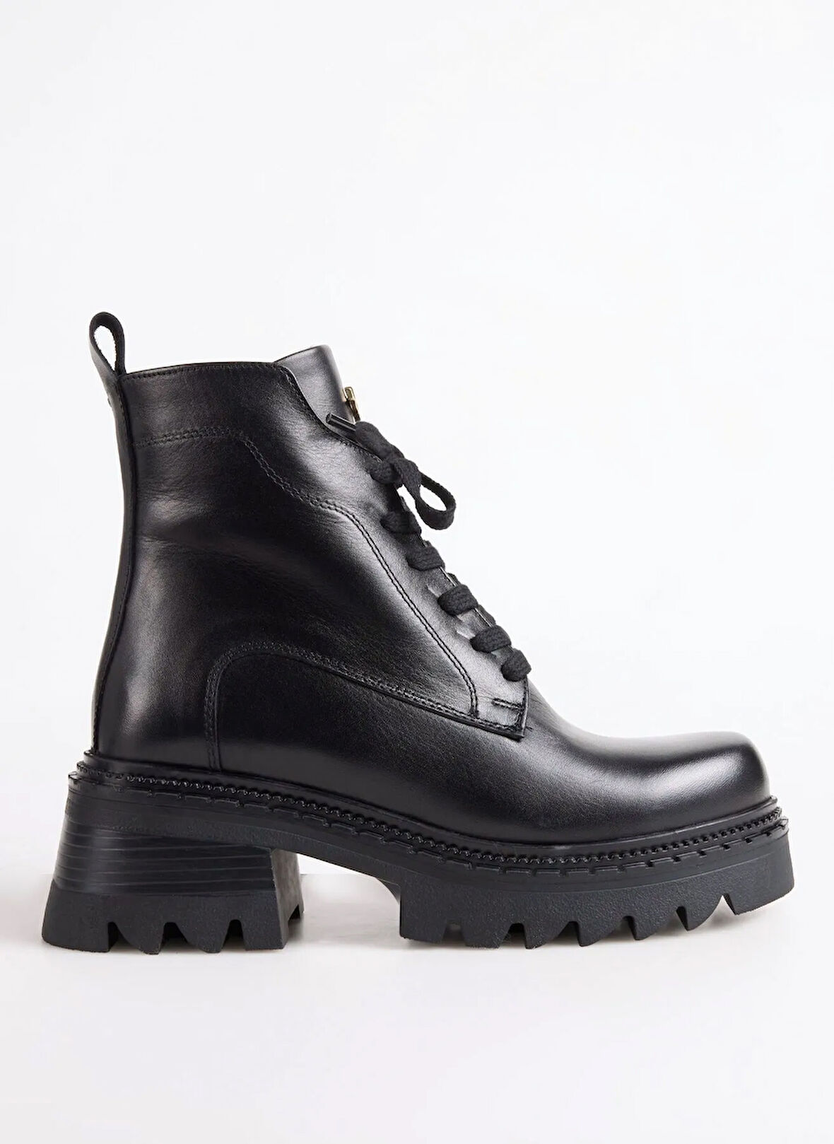 Fabrika Siyah Kadın Bot D-ELLERY-DEVIN