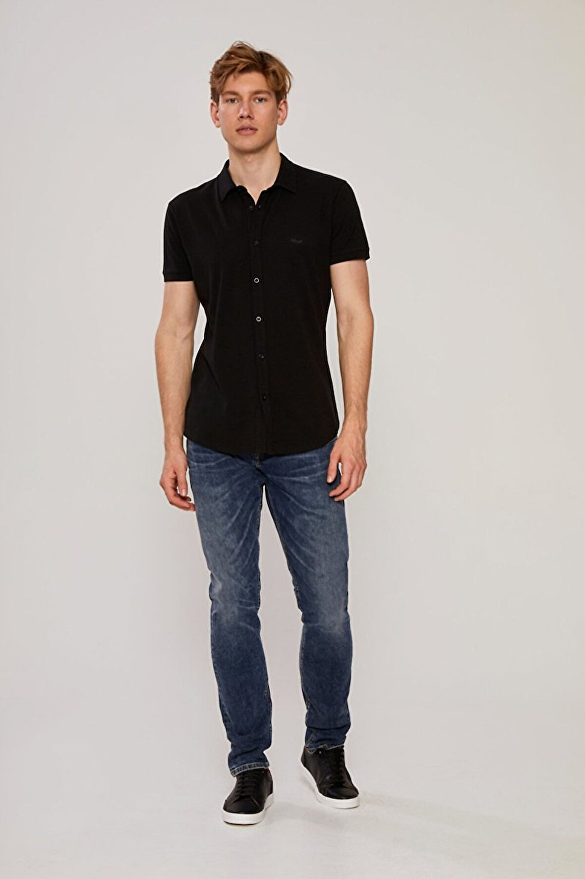 Basıc Slım Fit Kısa Kollu Siyah t-shirt