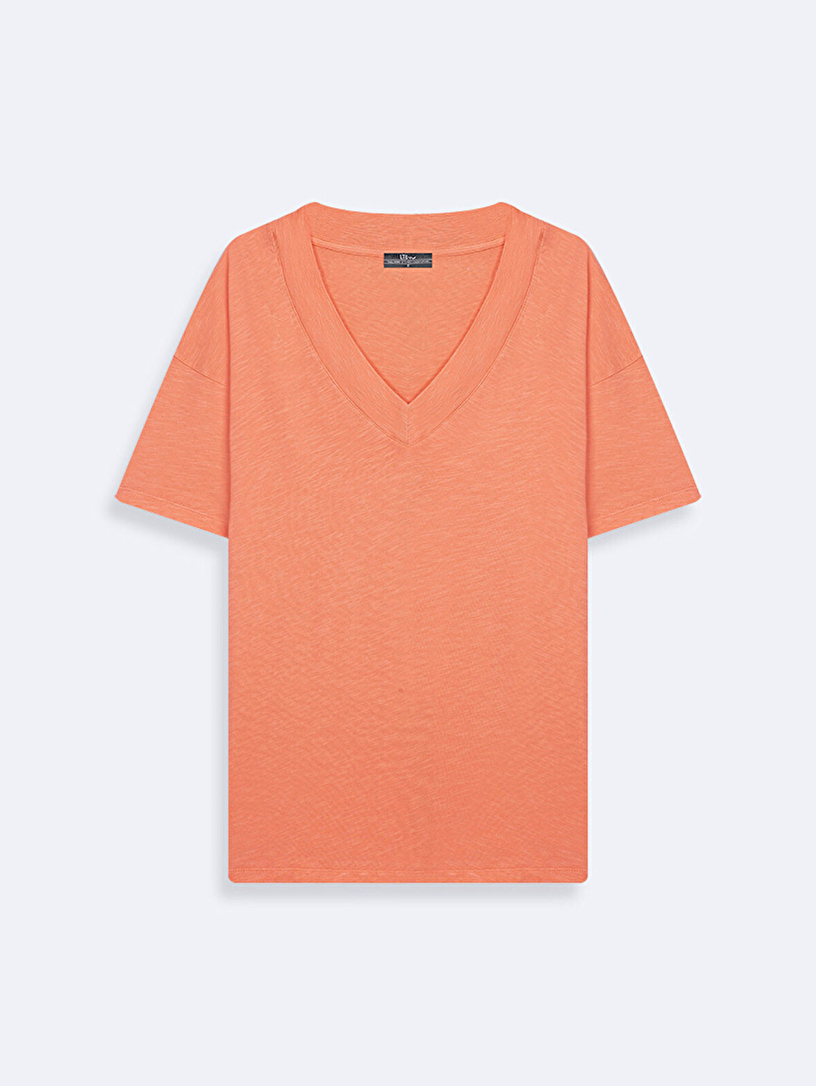 Pembe T-shırt