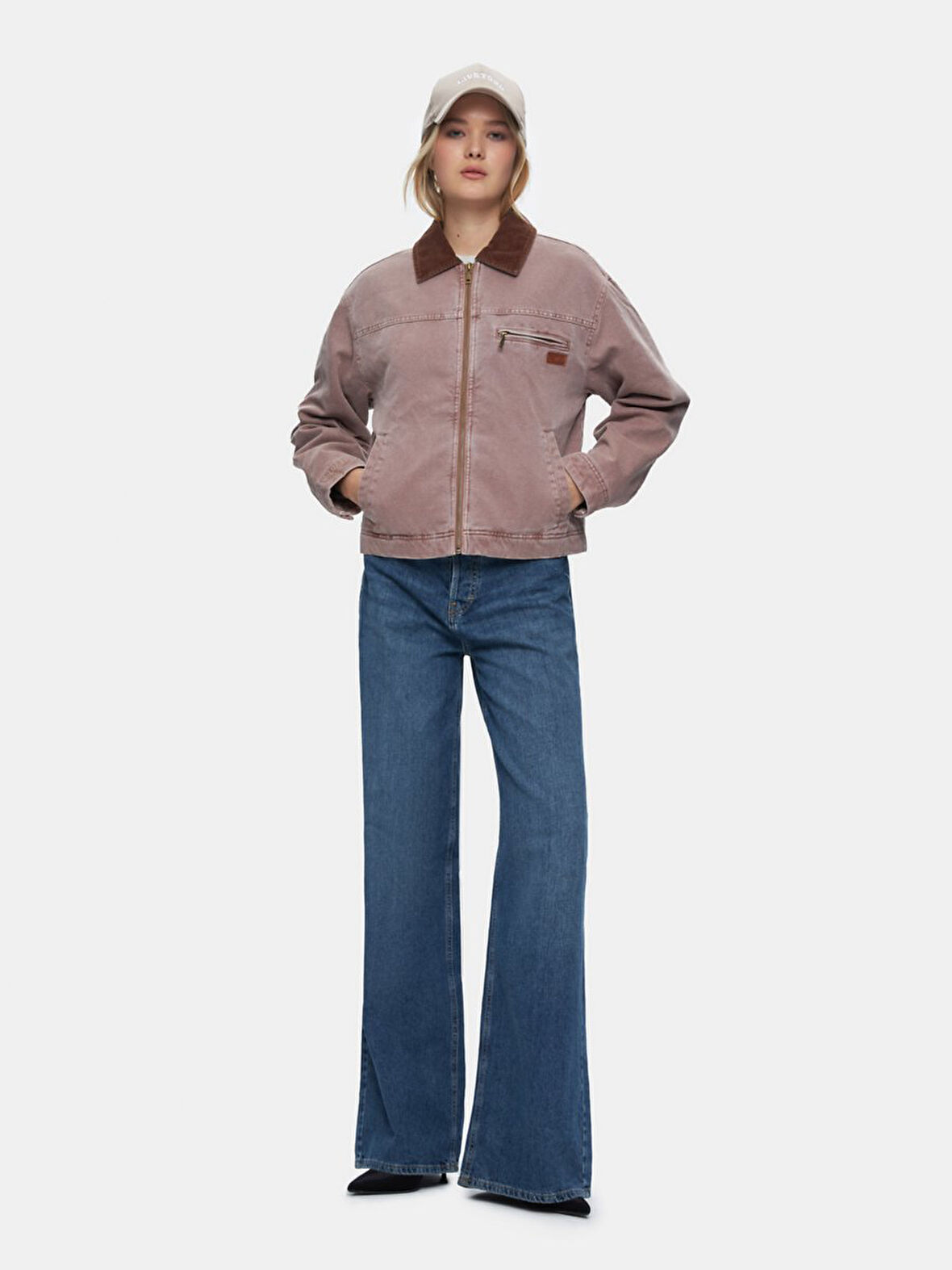 Uzun Kollu Fermuarlı Kadife Yakalı Pembe Ceket