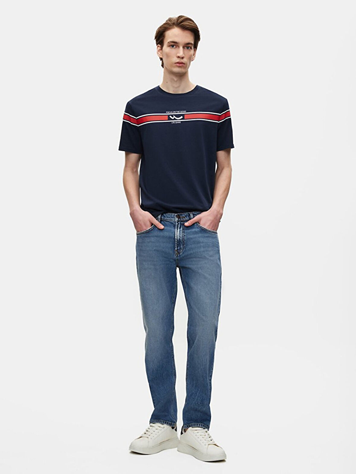 Lıoren Düz Paça Orta Bel Jean Pantolon