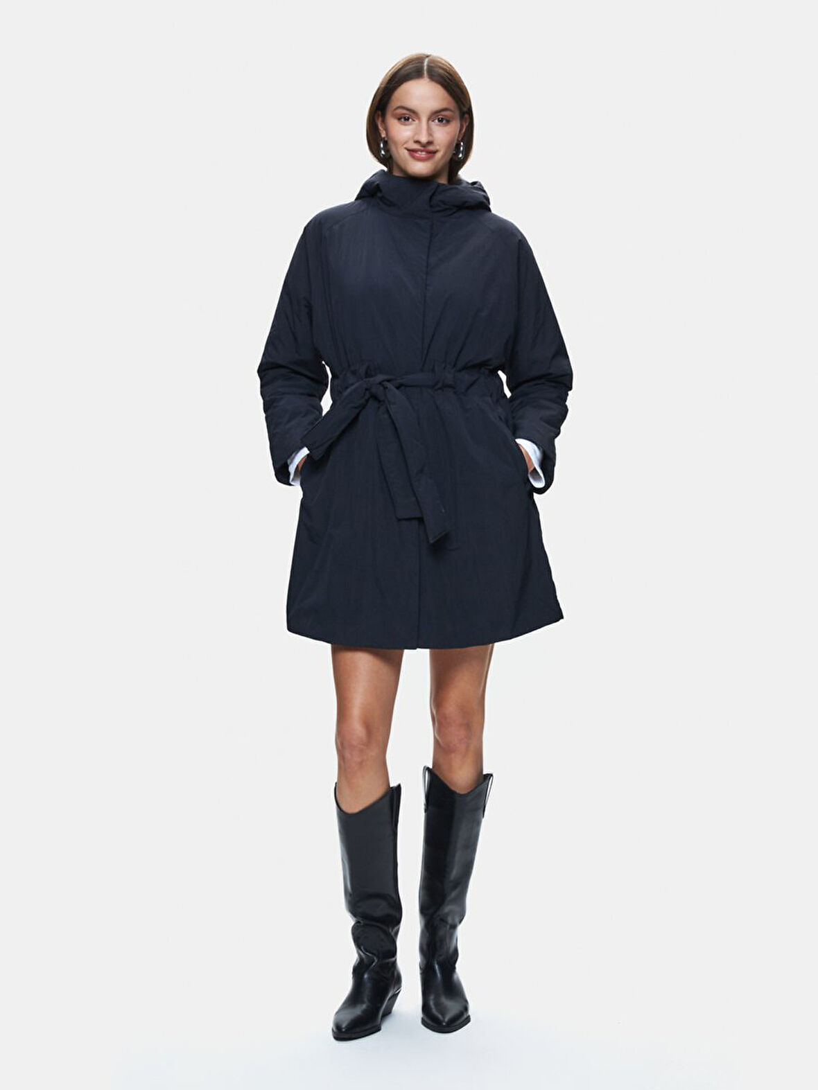 Uzun Kollu Beli Lastikli Kapüşonlu Lacivert Mont