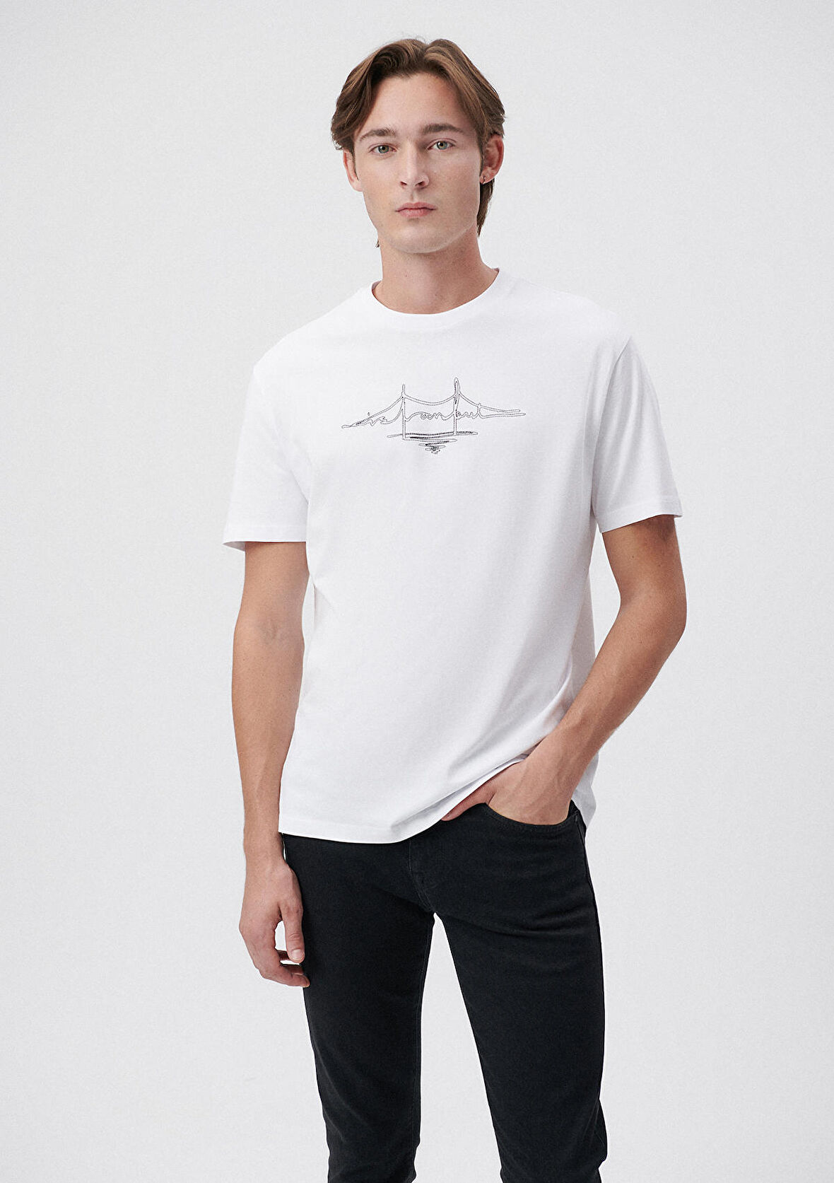 Mavi İstanbul Baskılı Beyaz Tişört 0611881-620