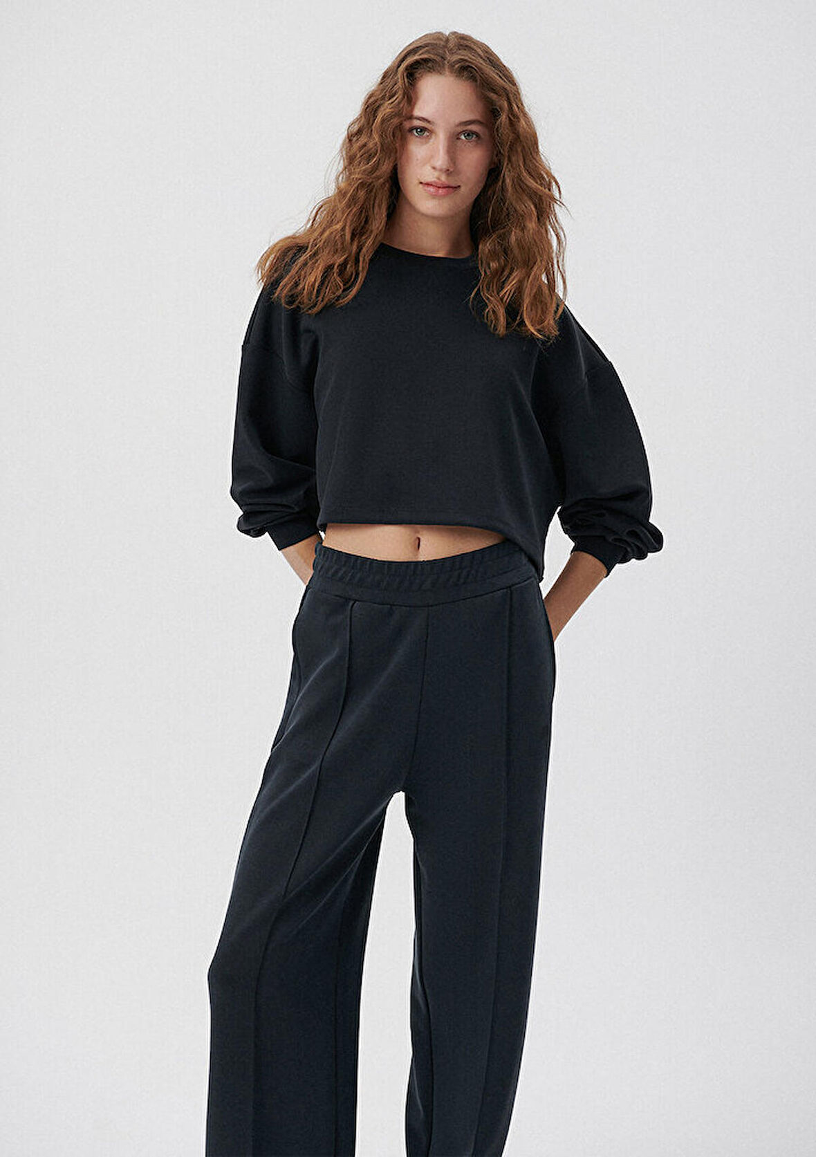 Mavi Siyah Sweatshirt 1S10061-900