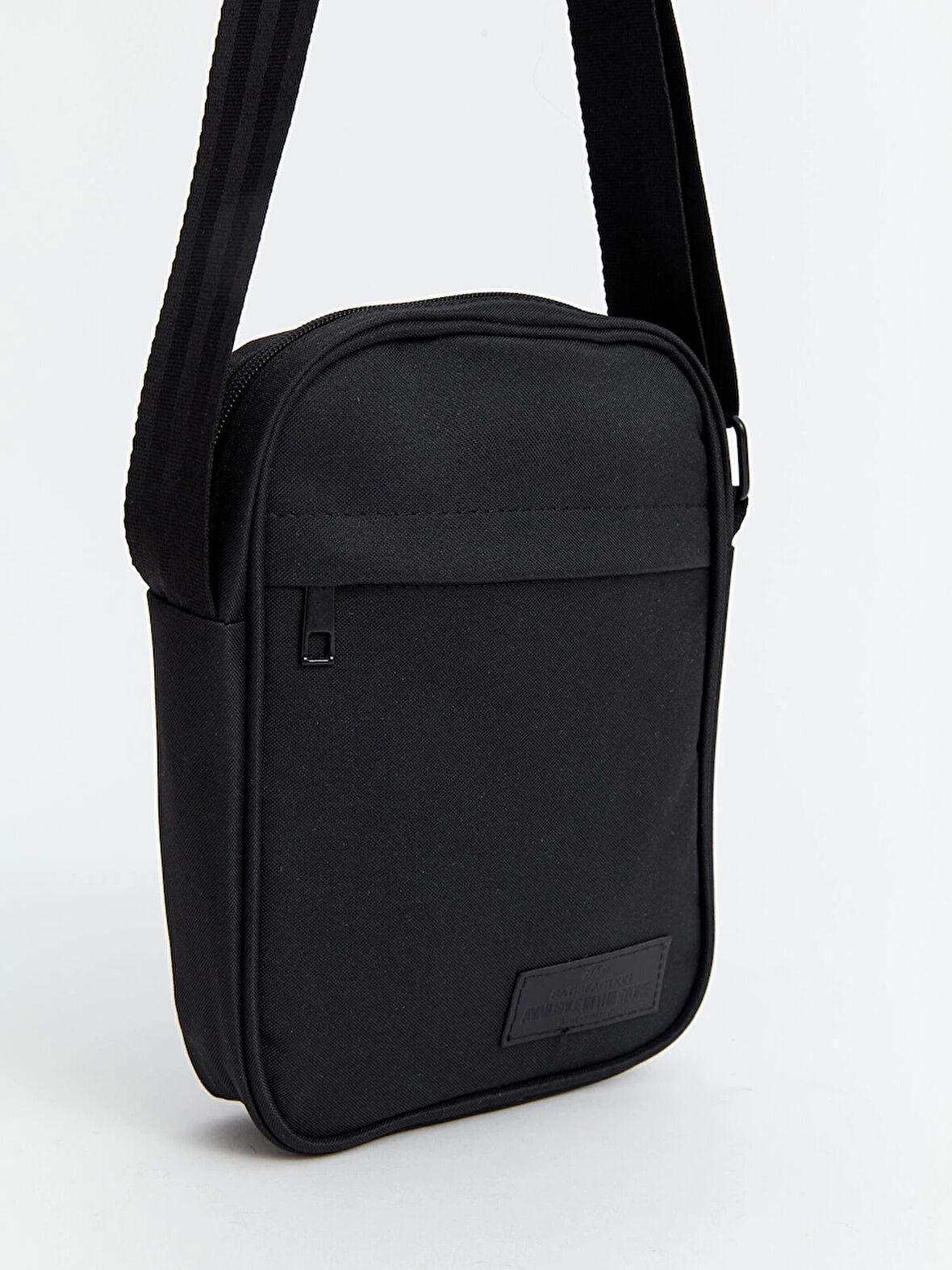 LCW ACCESSORIES SİYAH Çok Bölmeli Çapraz Çanta