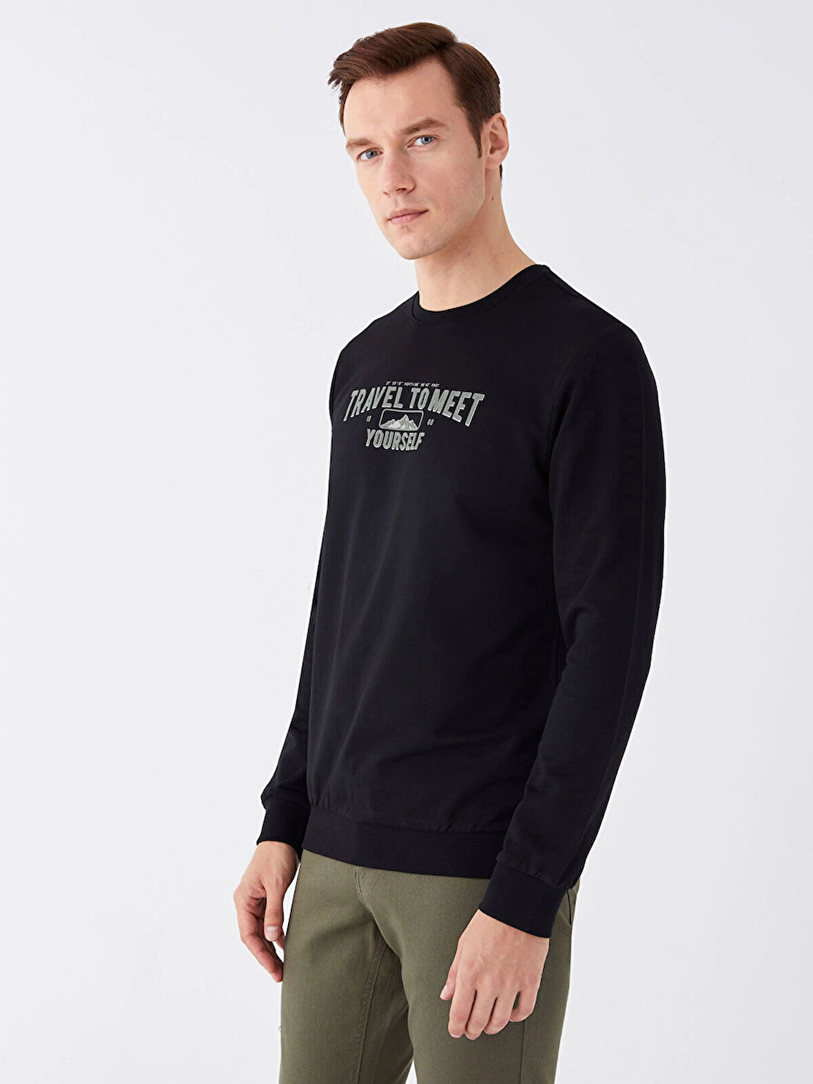 LCWAIKIKI Classic SİYAH Bisiklet Yaka Uzun Kollu Baskılı Erkek Sweatshirt