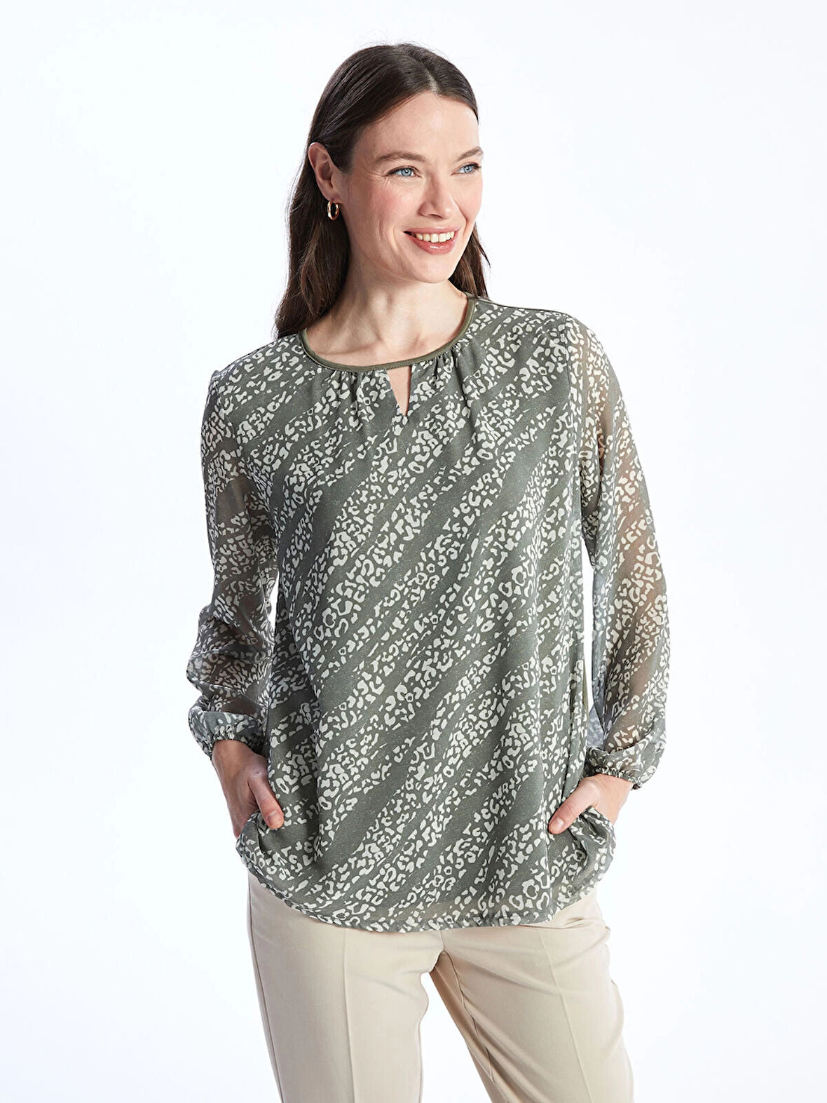 LCW Grace Haki Bisiklet Yaka Desenli Uzun Kollu Kadın Bluz